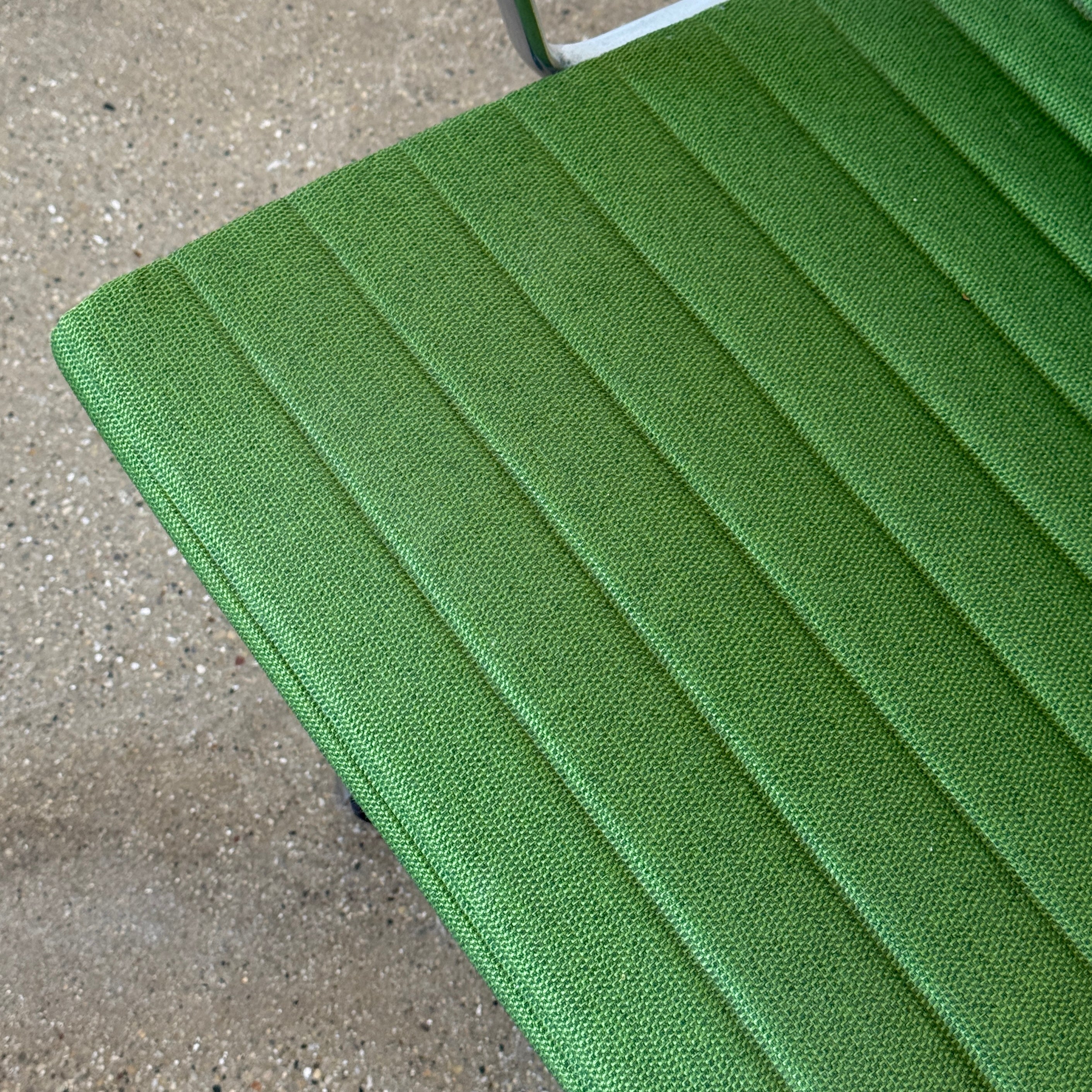 Aluminum Group Task Chair by Charles and Ray Eames for Herman Miller