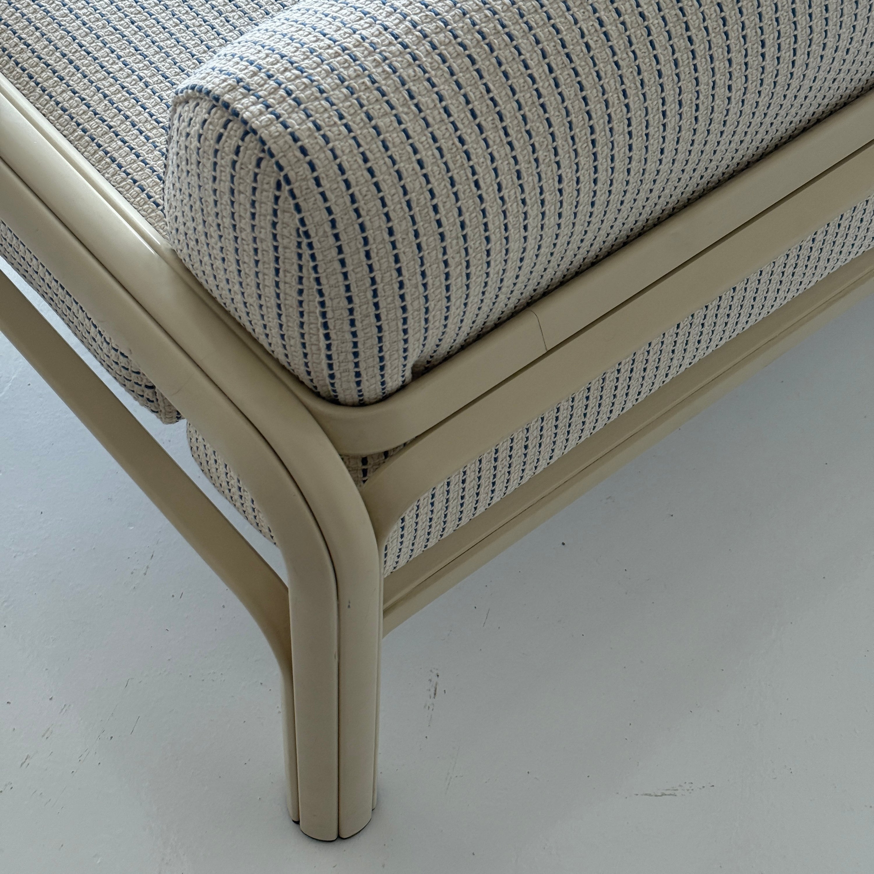 Orsay Sofa by Gae Aulenti for Knoll