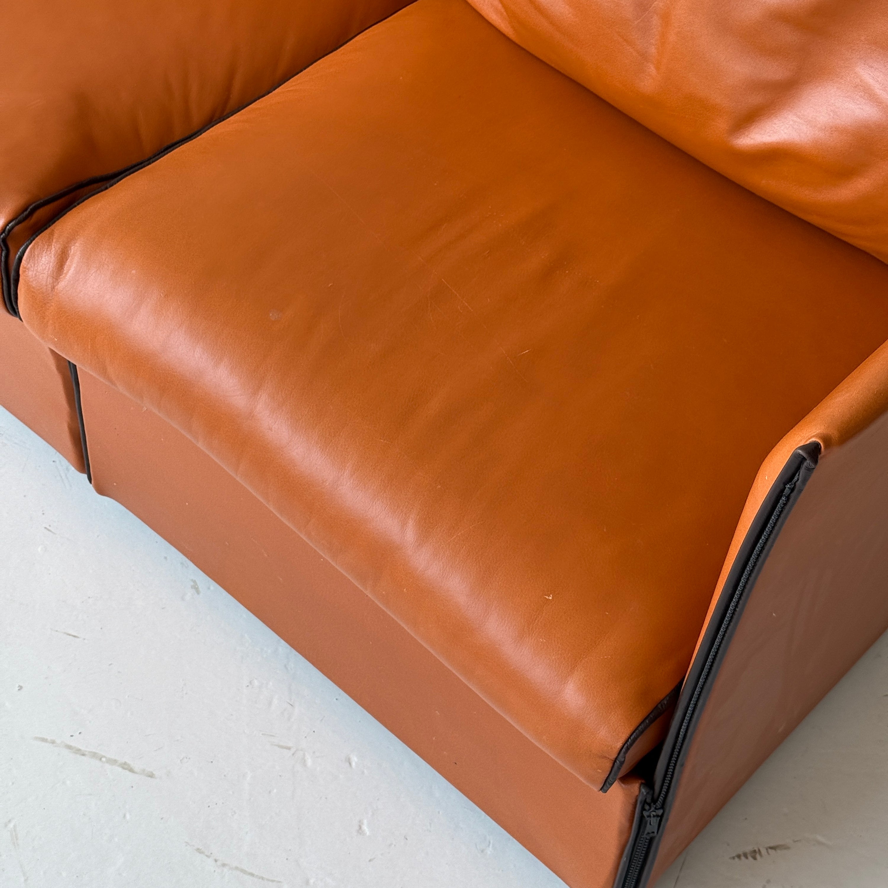 Landeau Leather Sofa by Mario Bellini for Cassina