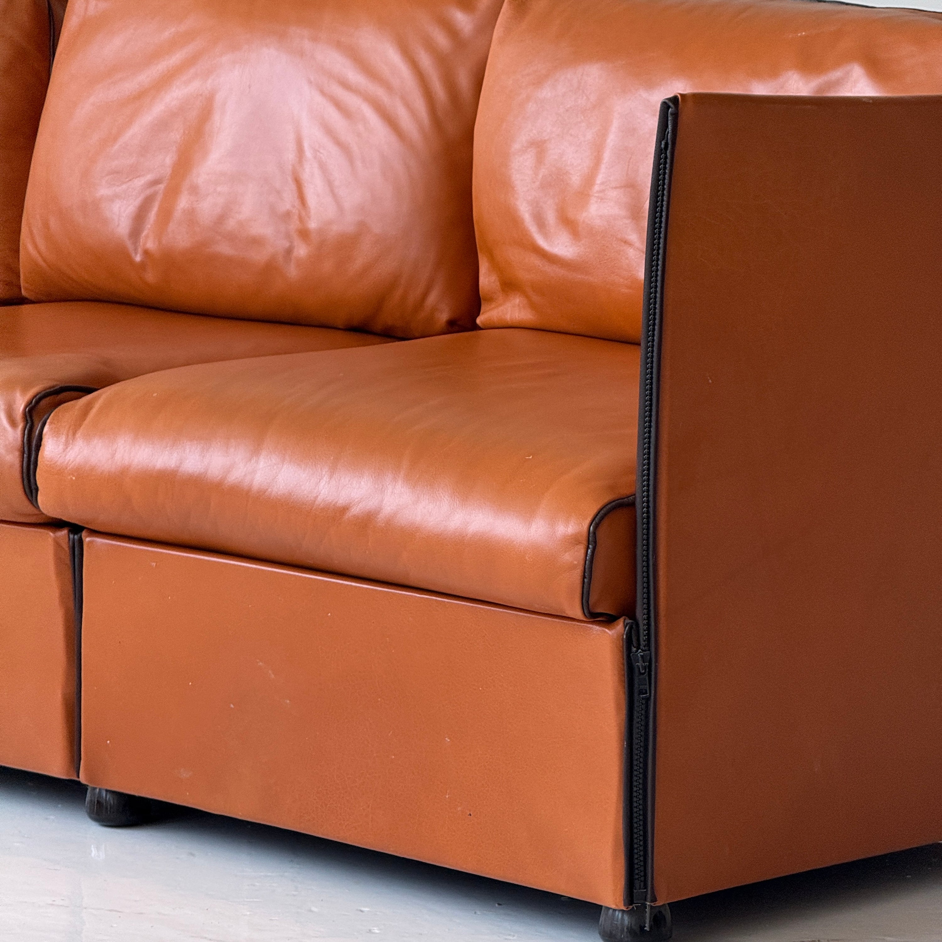 Landeau Leather Sofa by Mario Bellini for Cassina
