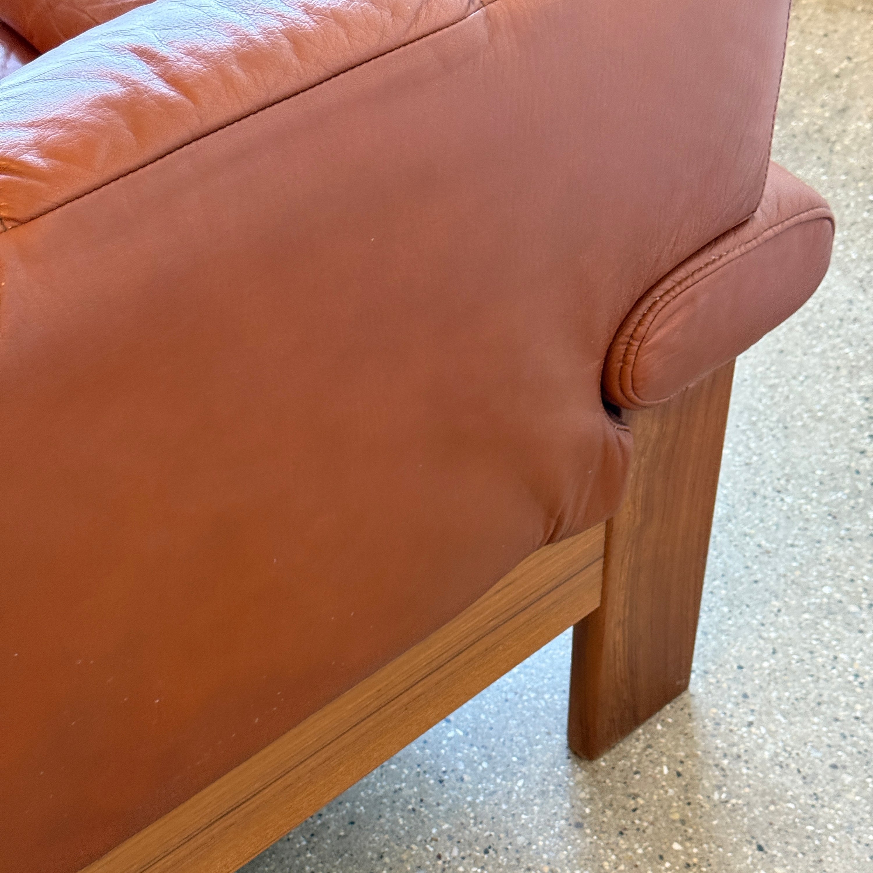 Saddle Leather Norwegian Sofa by Ekornes