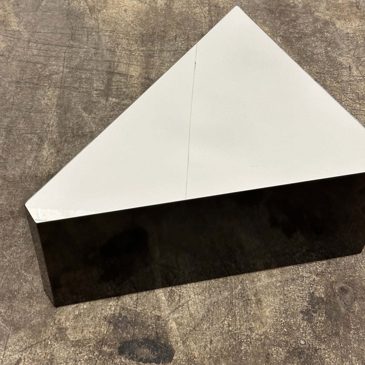Fragmented Mirror Table