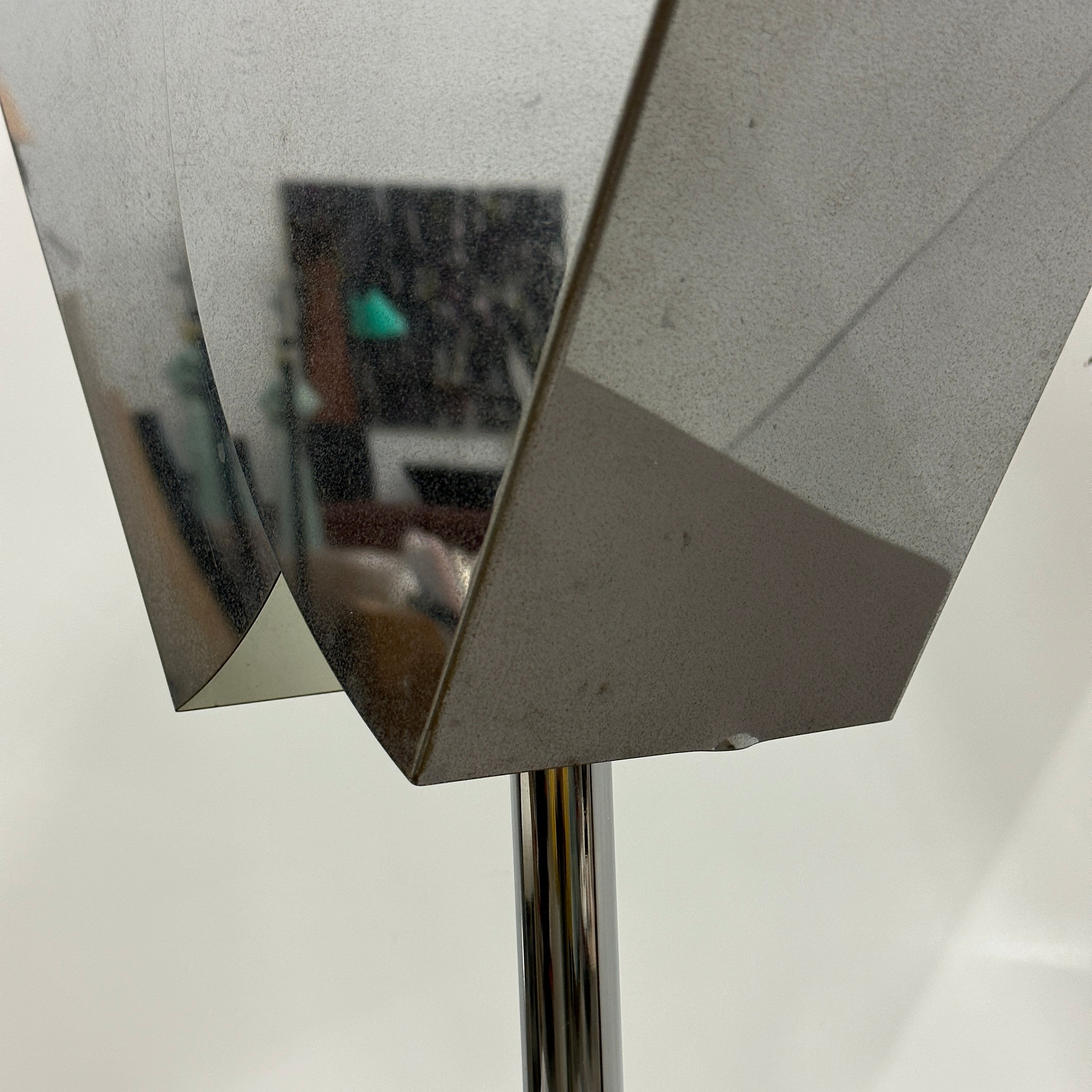 Chrome Modern Heart Lamp