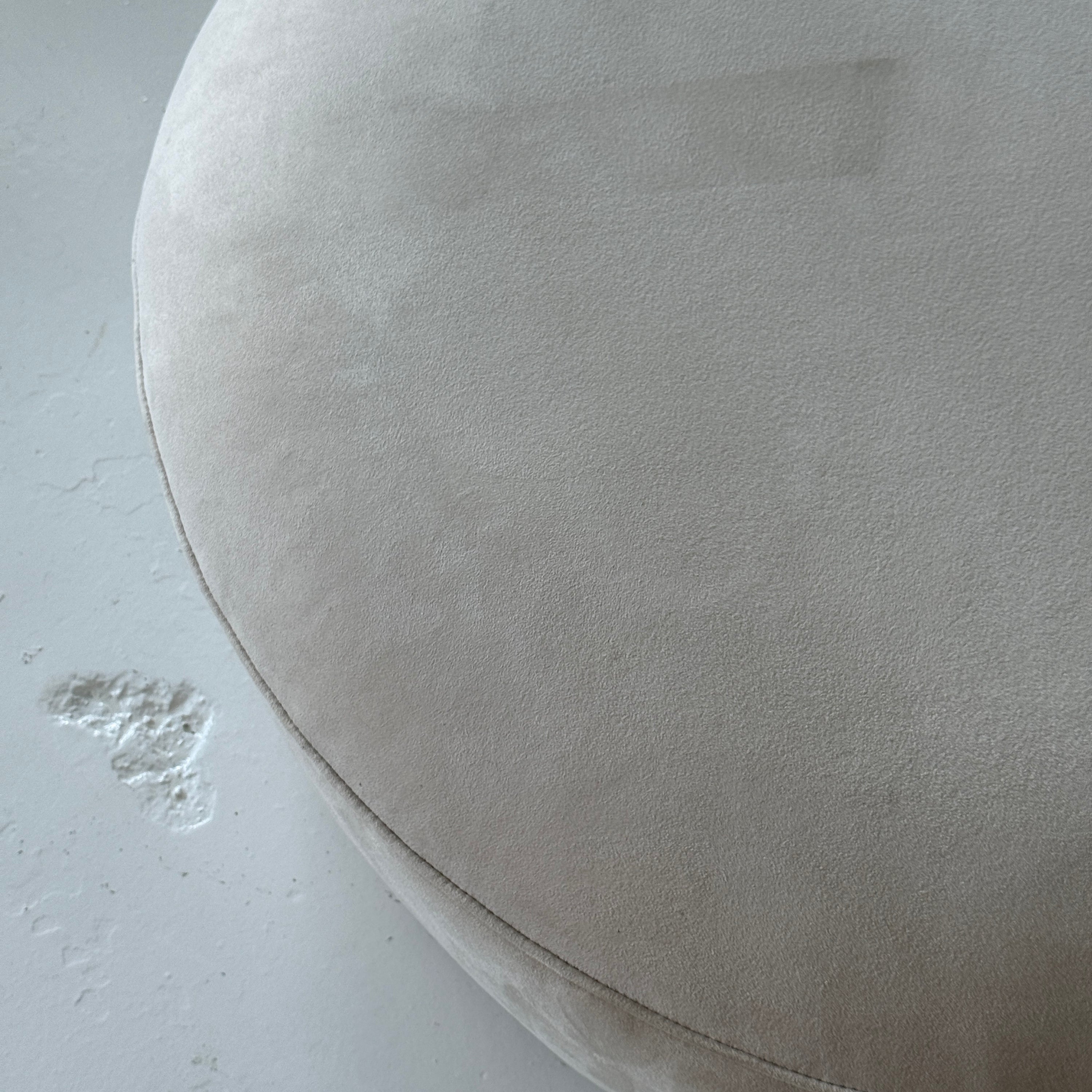 Zoe Sofa by Vladimir Kagan for American Leather