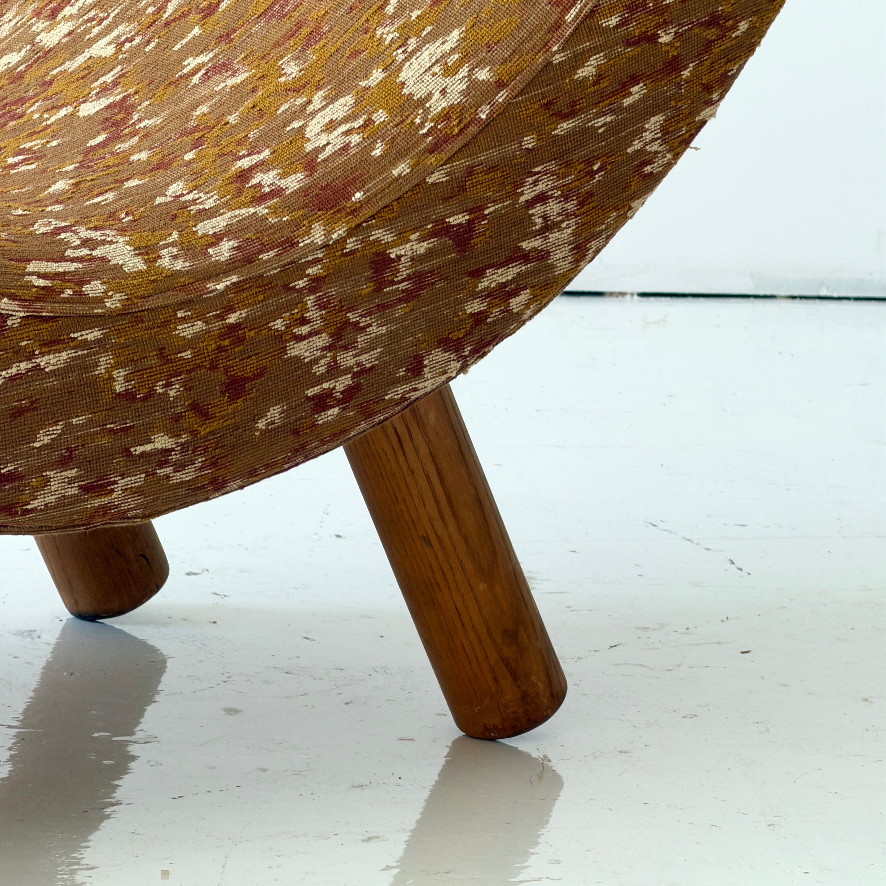 Wave Chaise by Enrico Bartolini in Zak+Fox Brassica