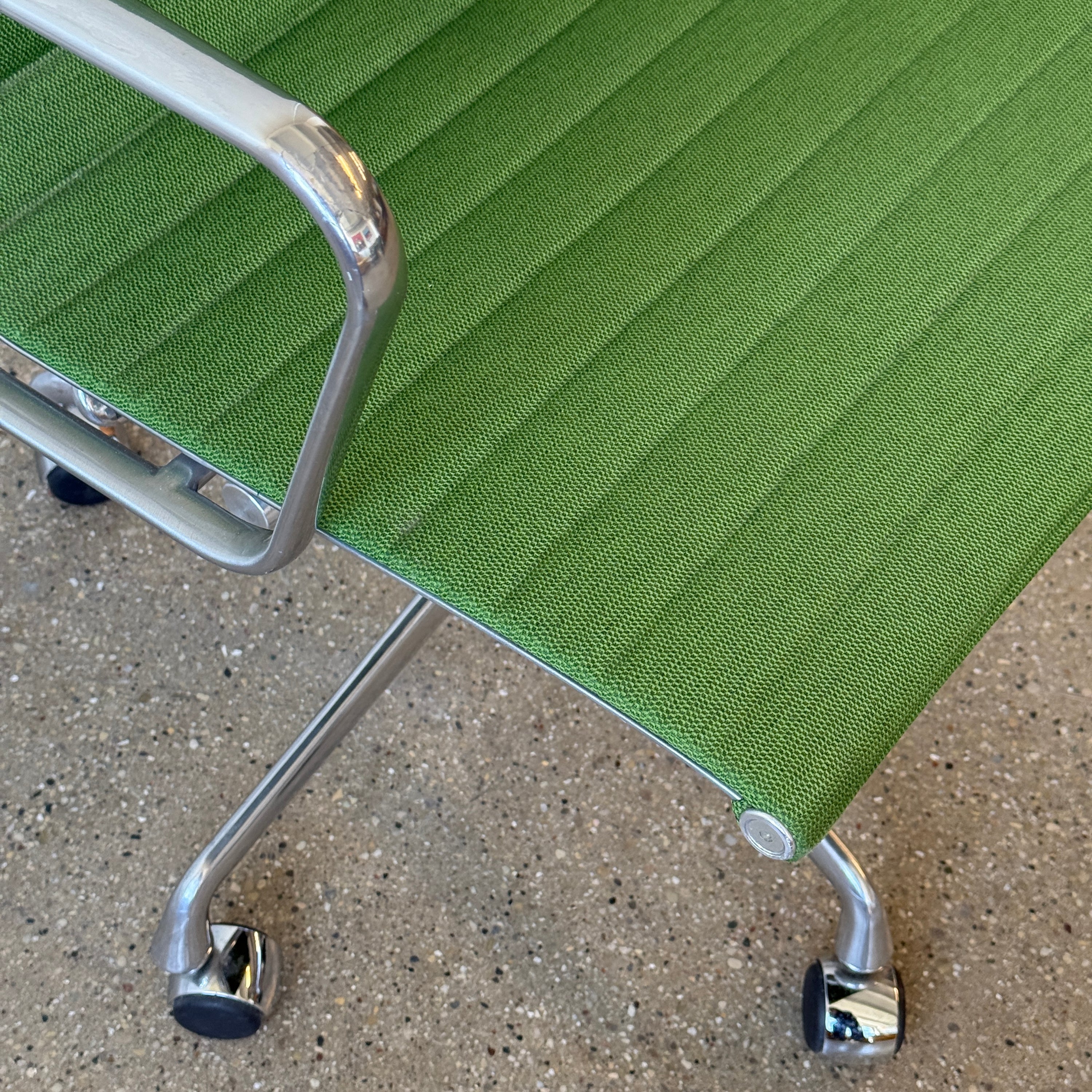 Aluminum Group Task Chair by Charles and Ray Eames for Herman Miller
