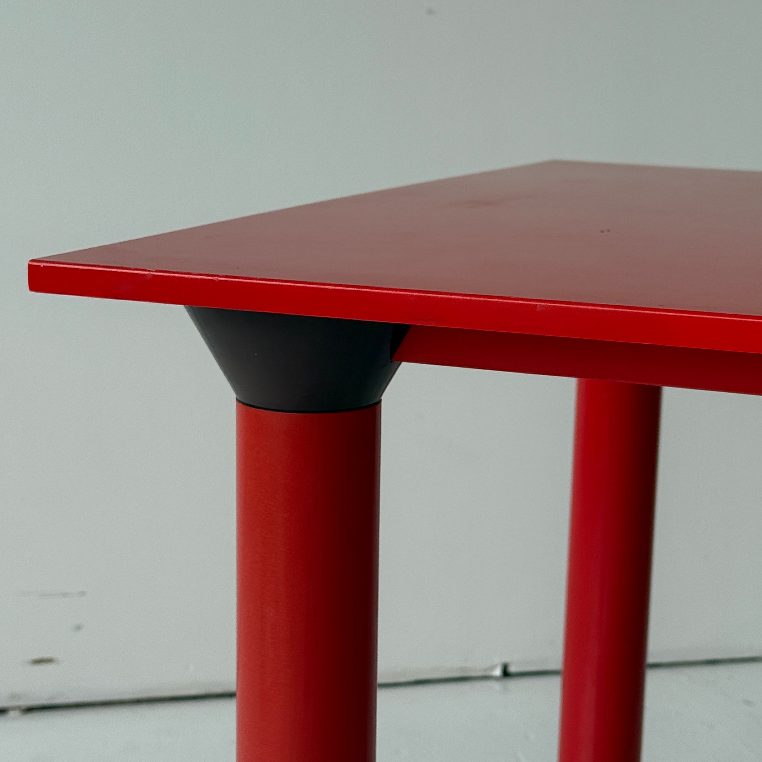 Model 4300 Dining Table by Anna Castelli Ferrieri for Kartell