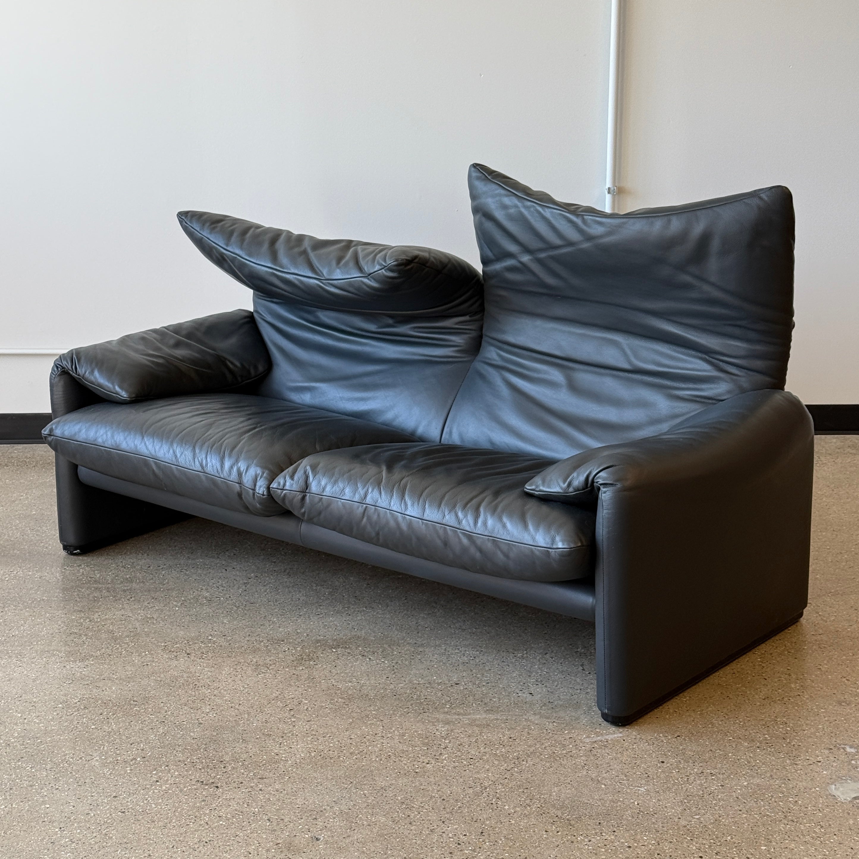 Maralunga Sofa by Vico Magistretti for Cassina