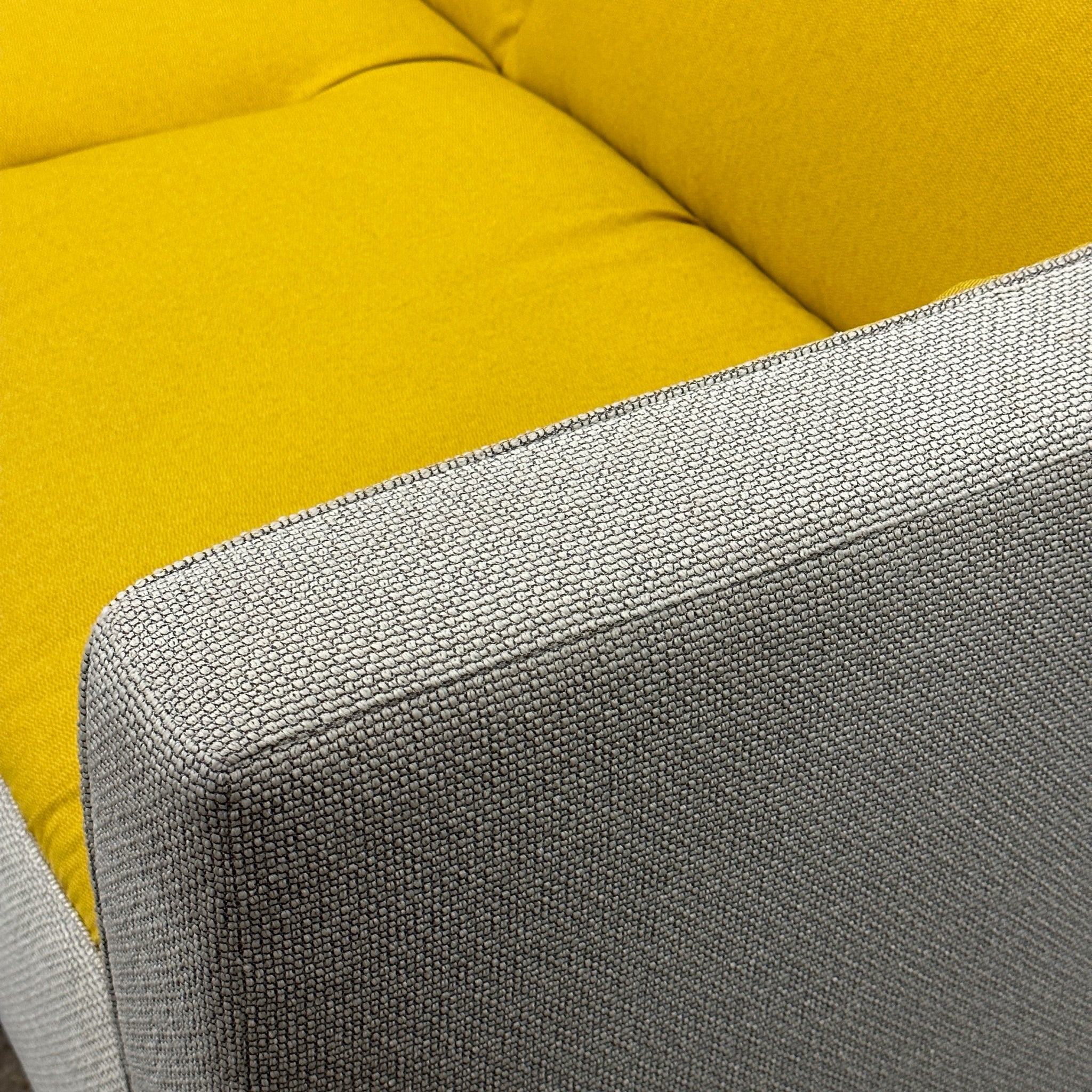 Infinito Settees by Toan Nguyen for Studio TK