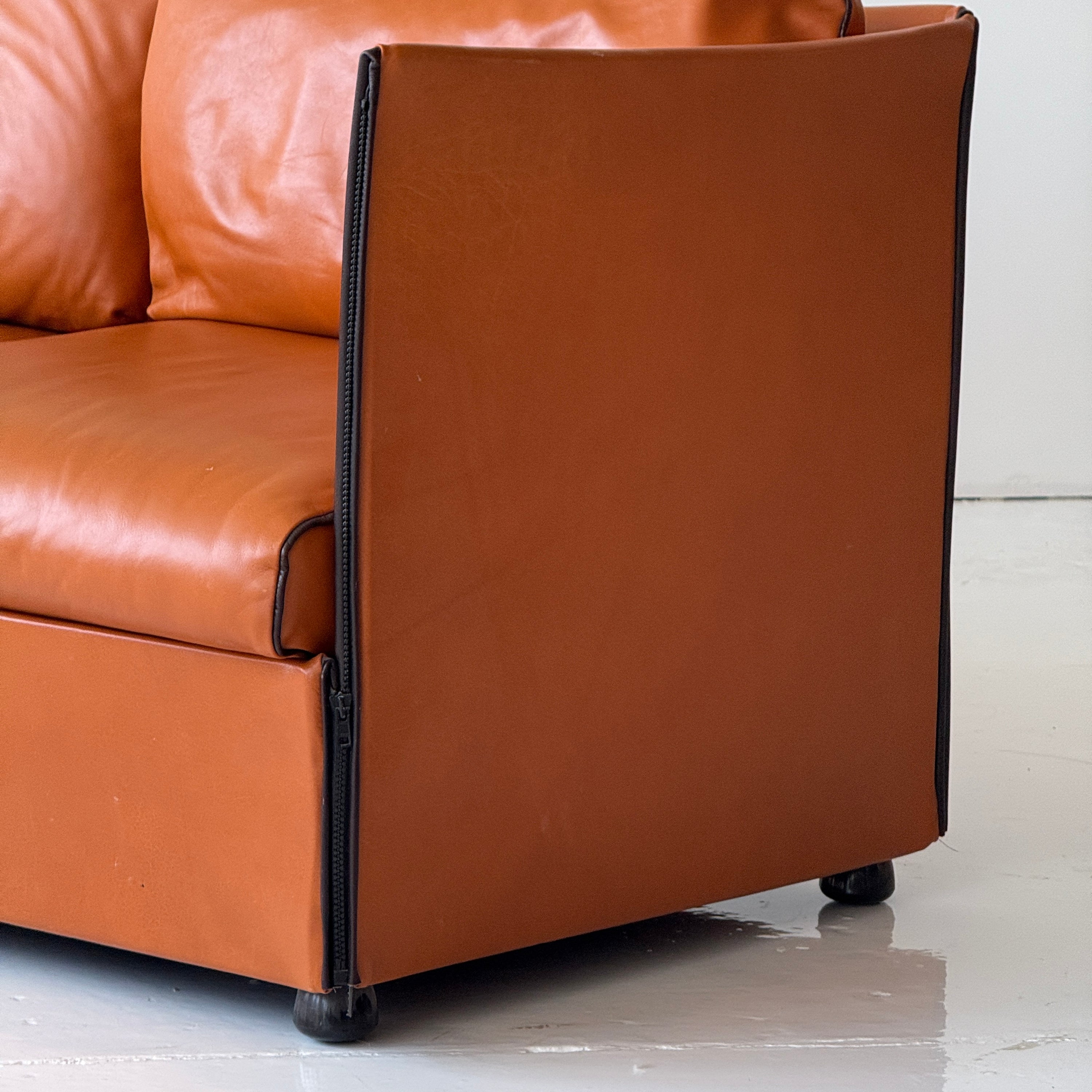 Landeau Leather Sofa by Mario Bellini for Cassina