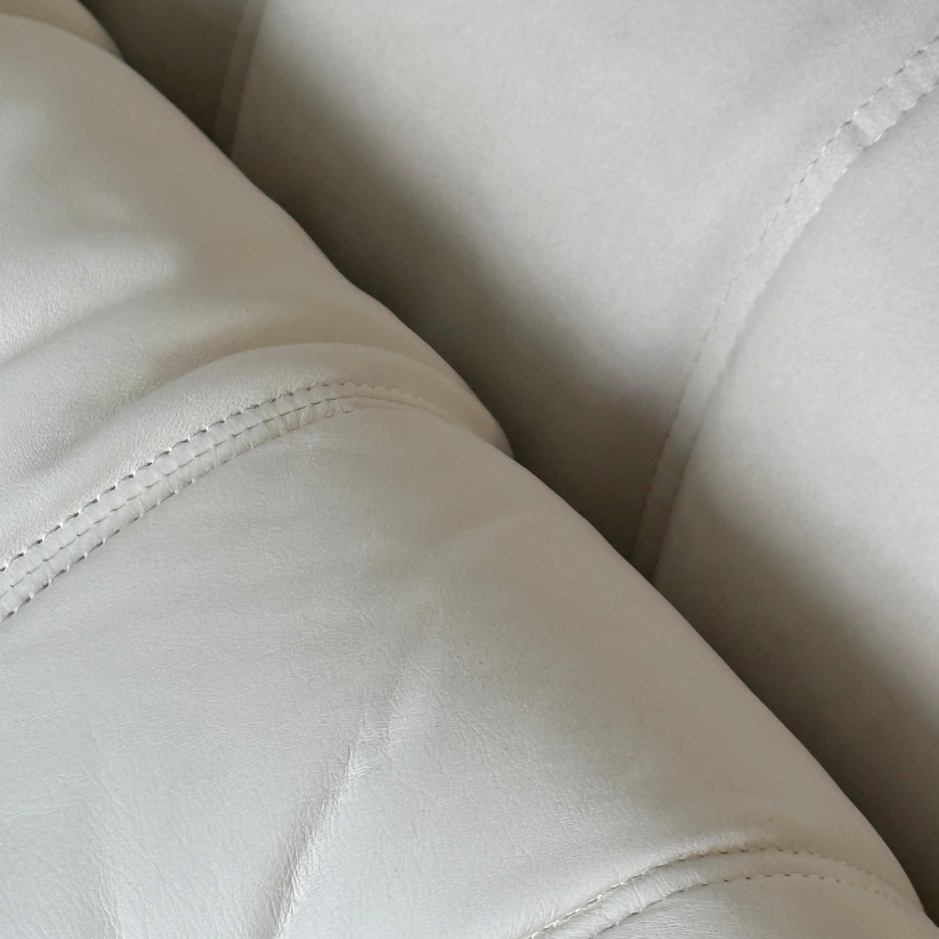 Togo Corner Single Piece in Leather by Michel Ducaroy for Ligne Roset in Leather/Alcantara