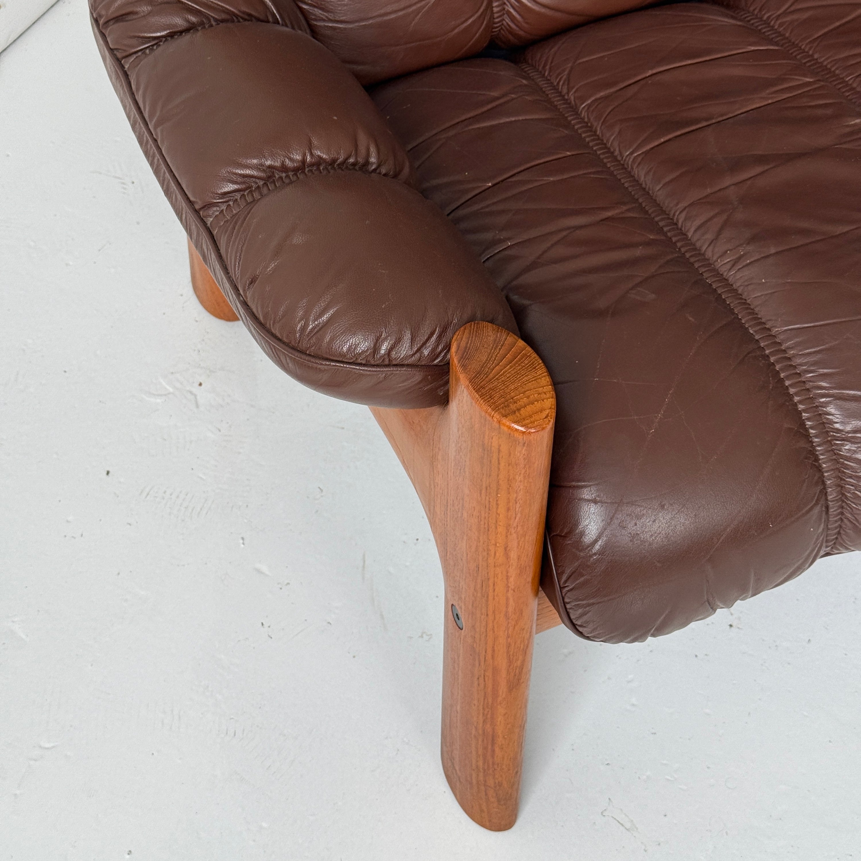 Leather Montana Sofa by Ekornes