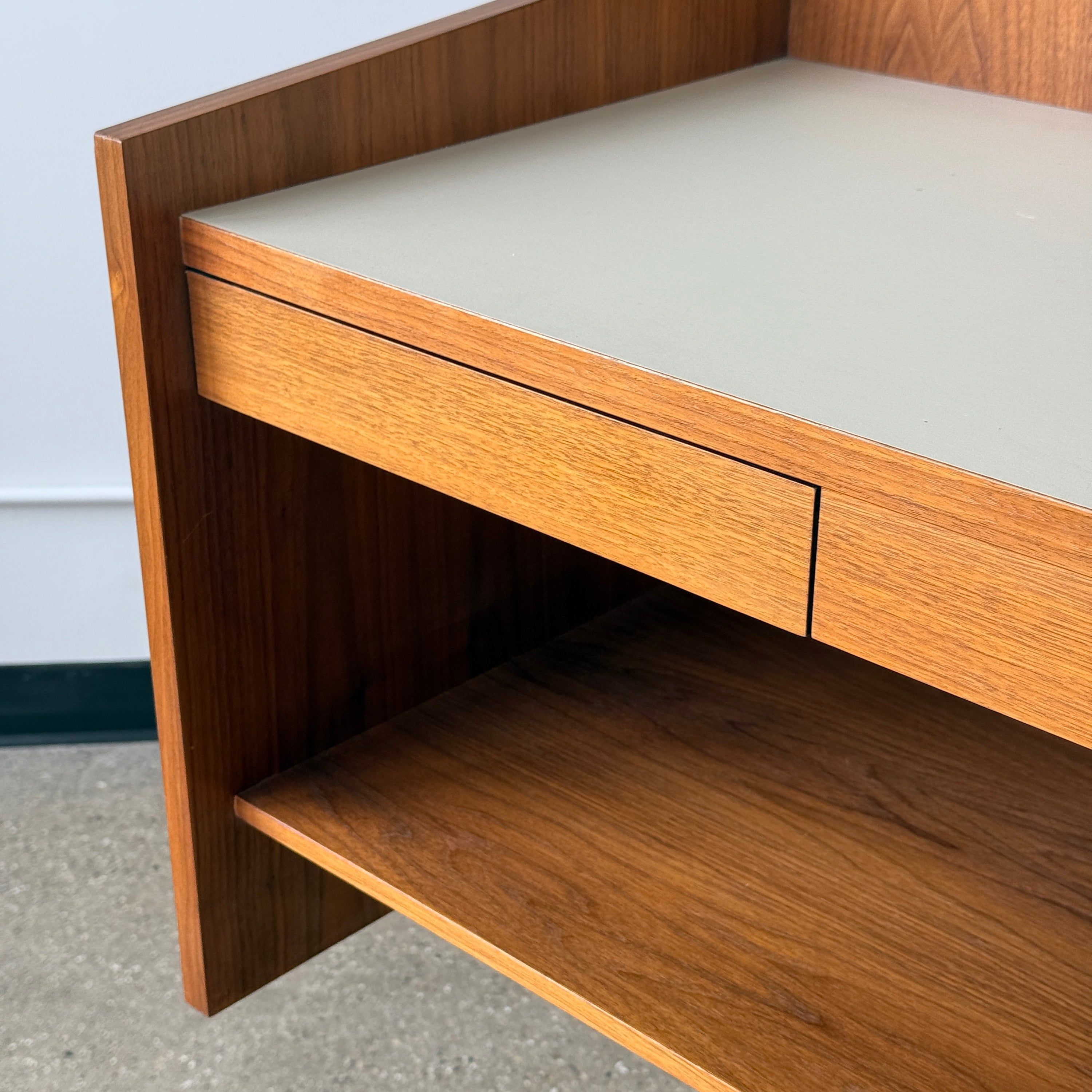 Vintage Standing Desk by Herman Miller