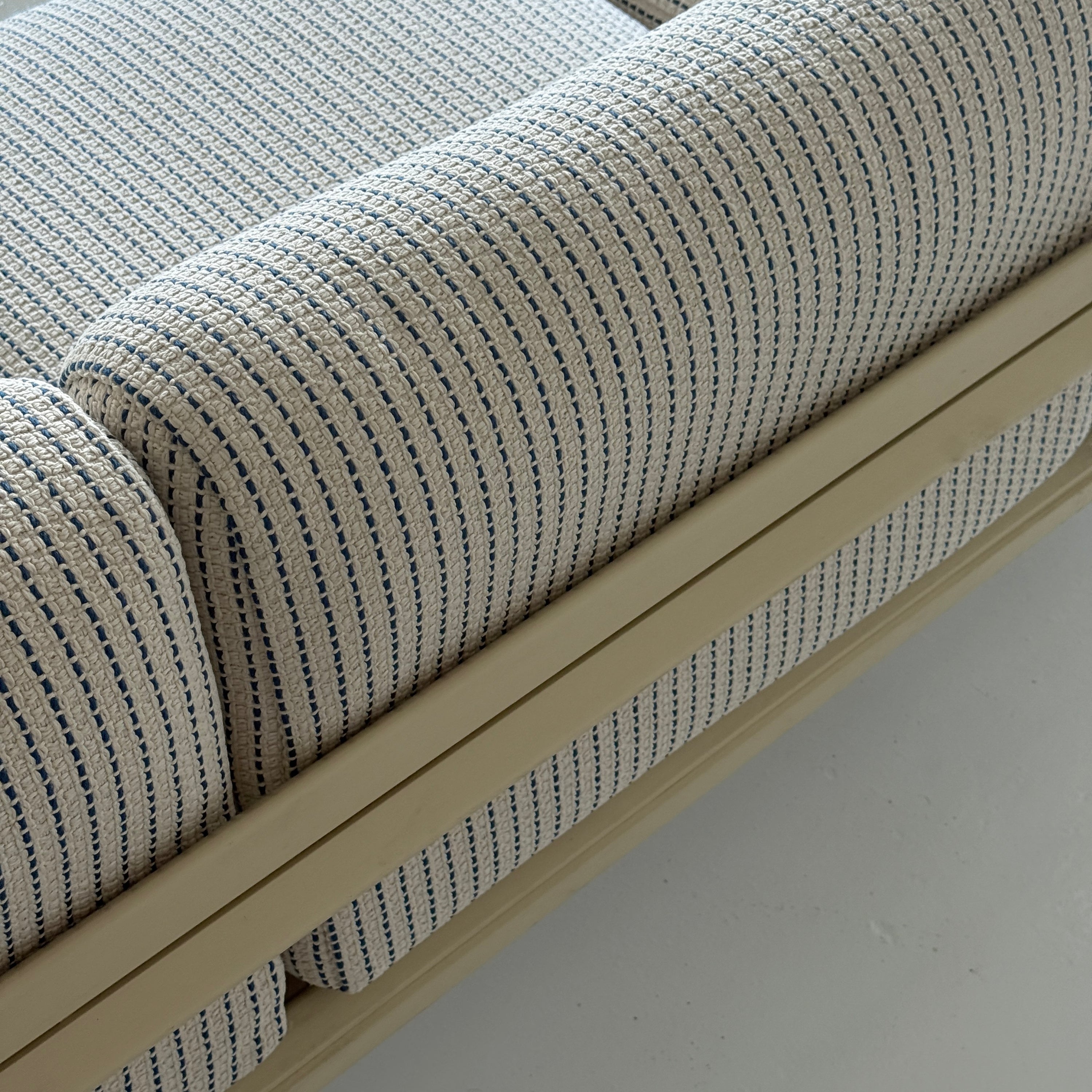 Orsay Sofa by Gae Aulenti for Knoll