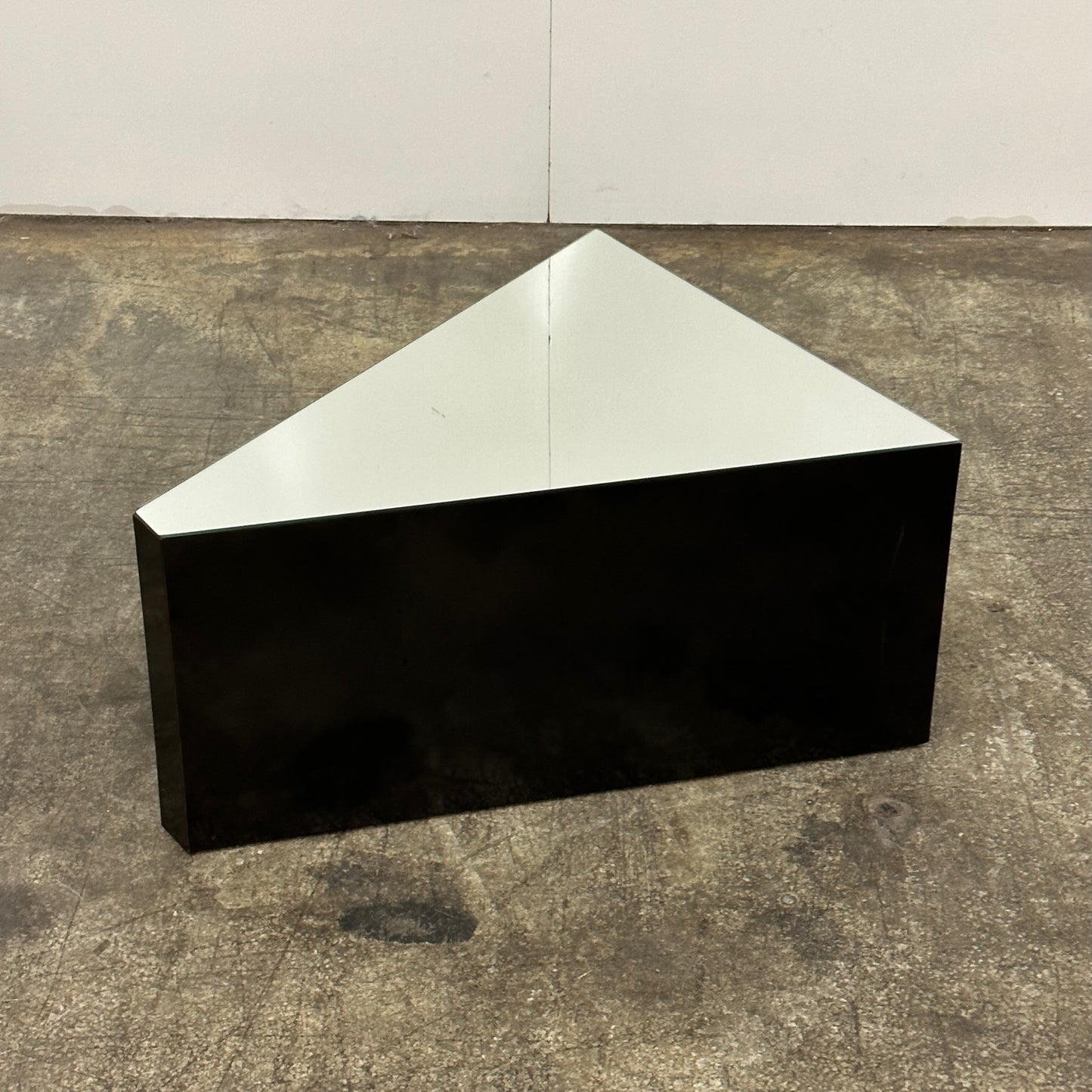 Fragmented Mirror Table