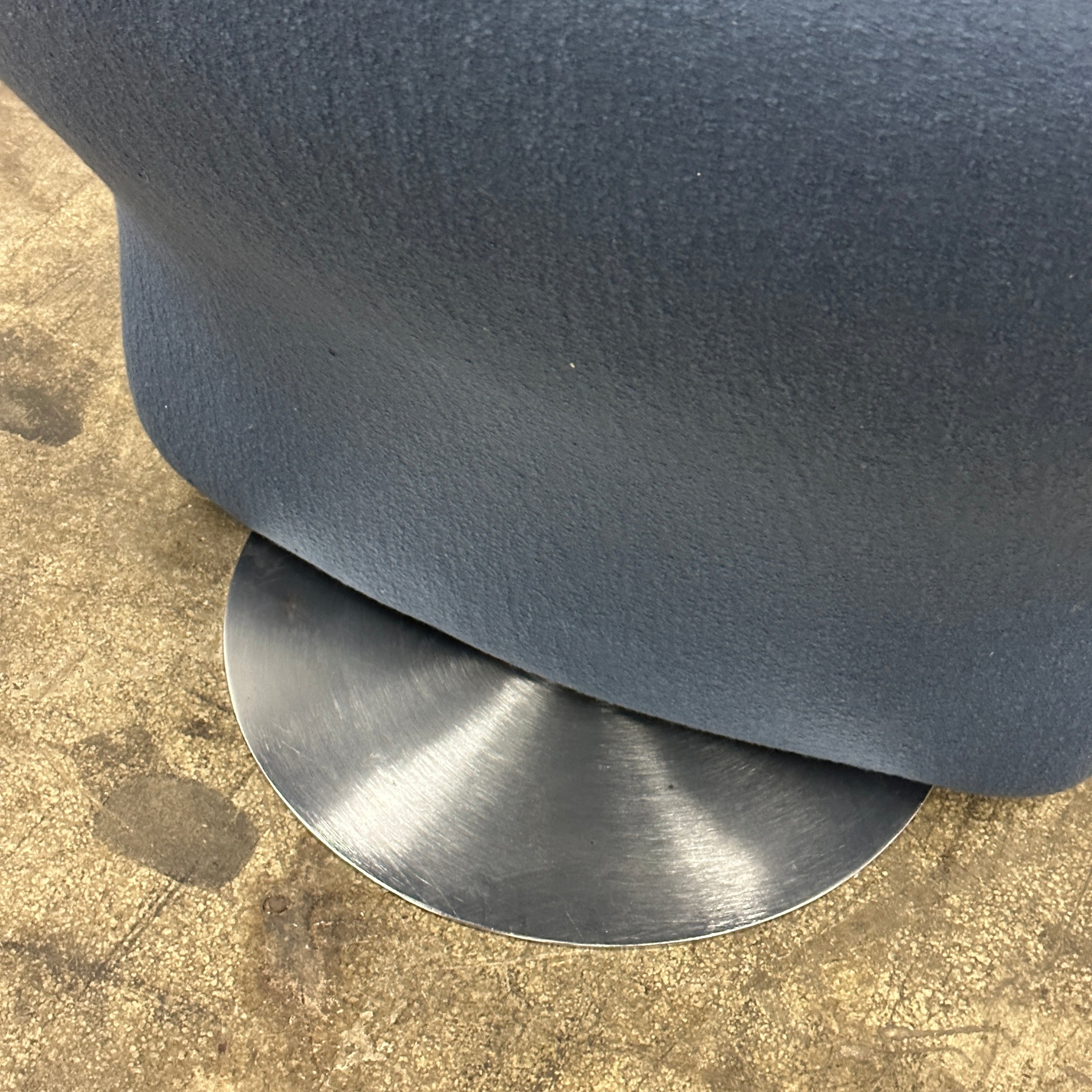 Space Age Swivel Lounge Chair in Navy Wool