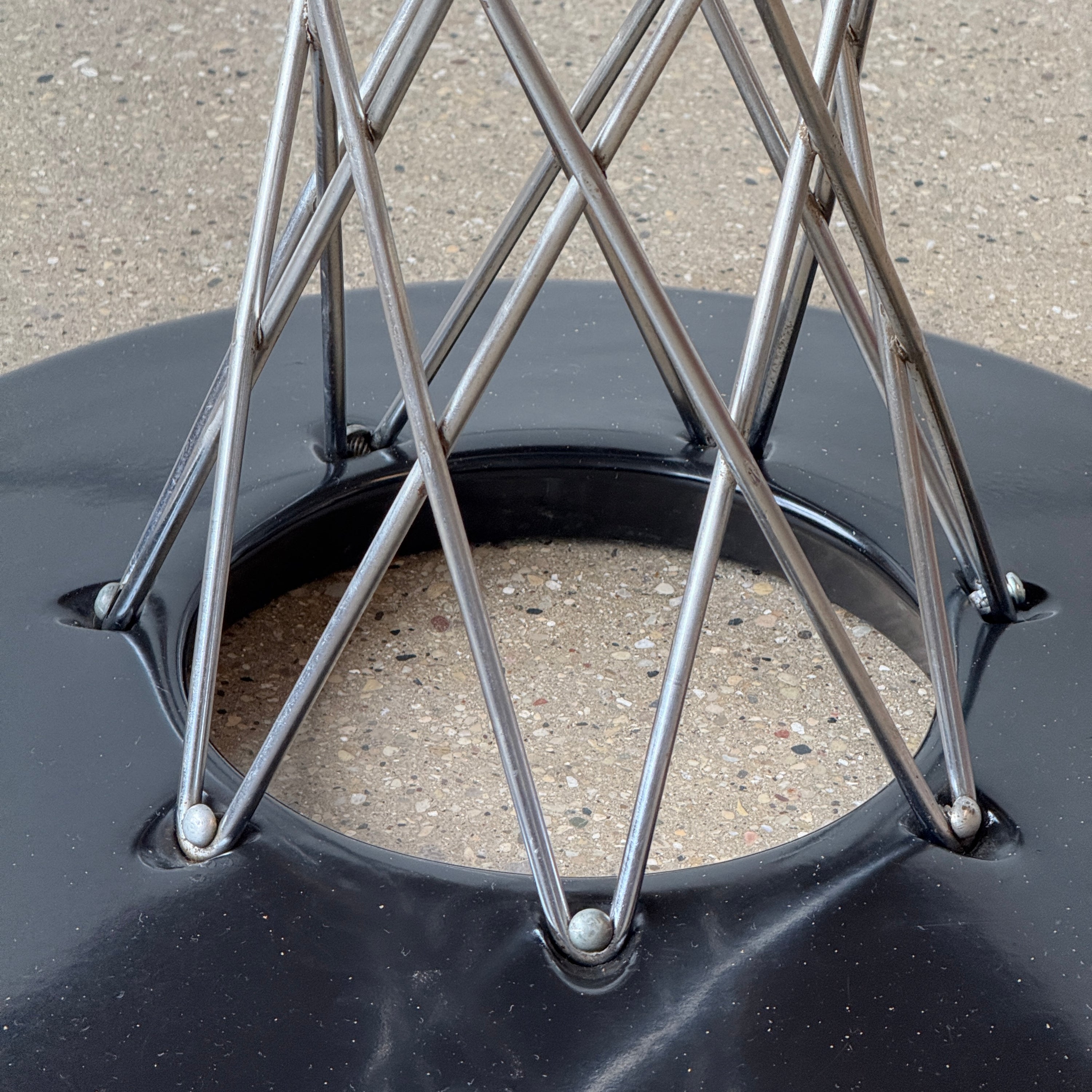 Cyclone Dining Table by Isamu Noguchi for Knoll