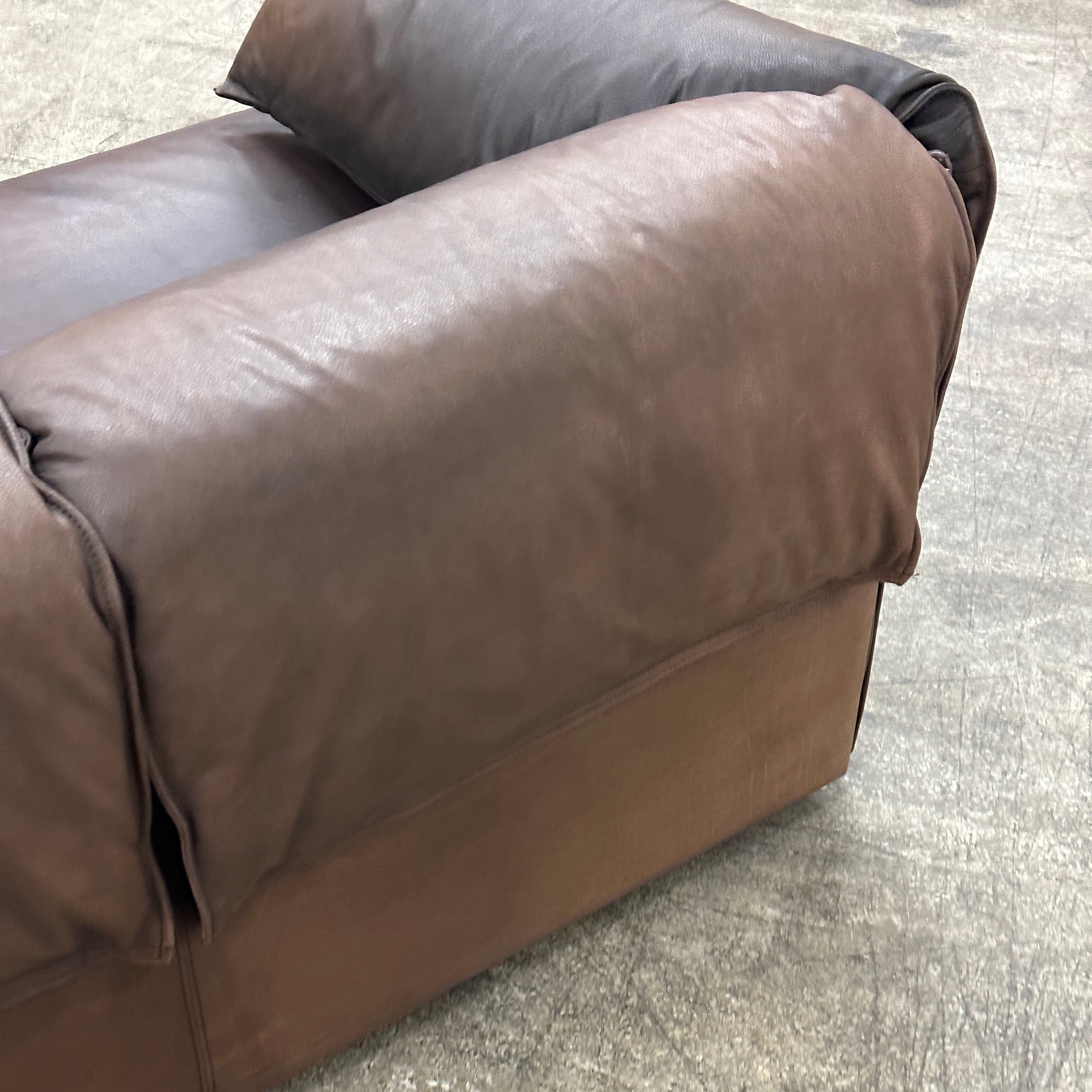 Lotus Settee by Niels Bendsten for Niels Eilersen