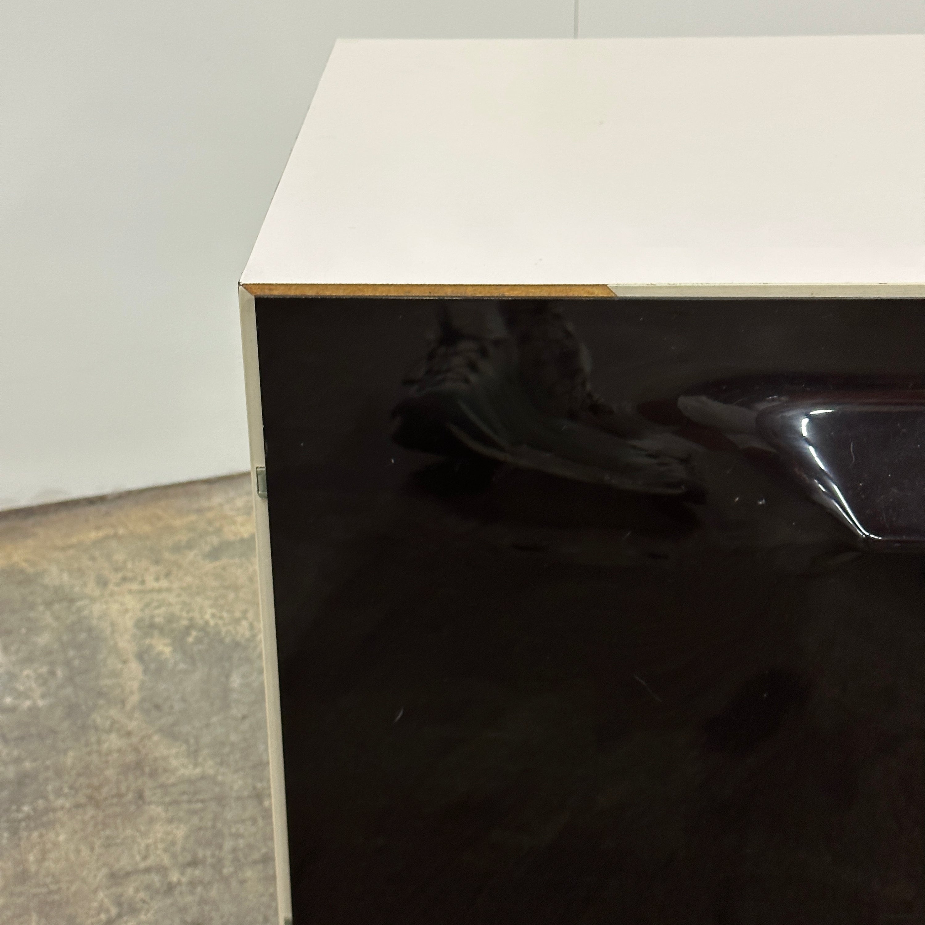 DF2000 Cabinet/Credenza by Raymond Loewy for Doubinsky Freres