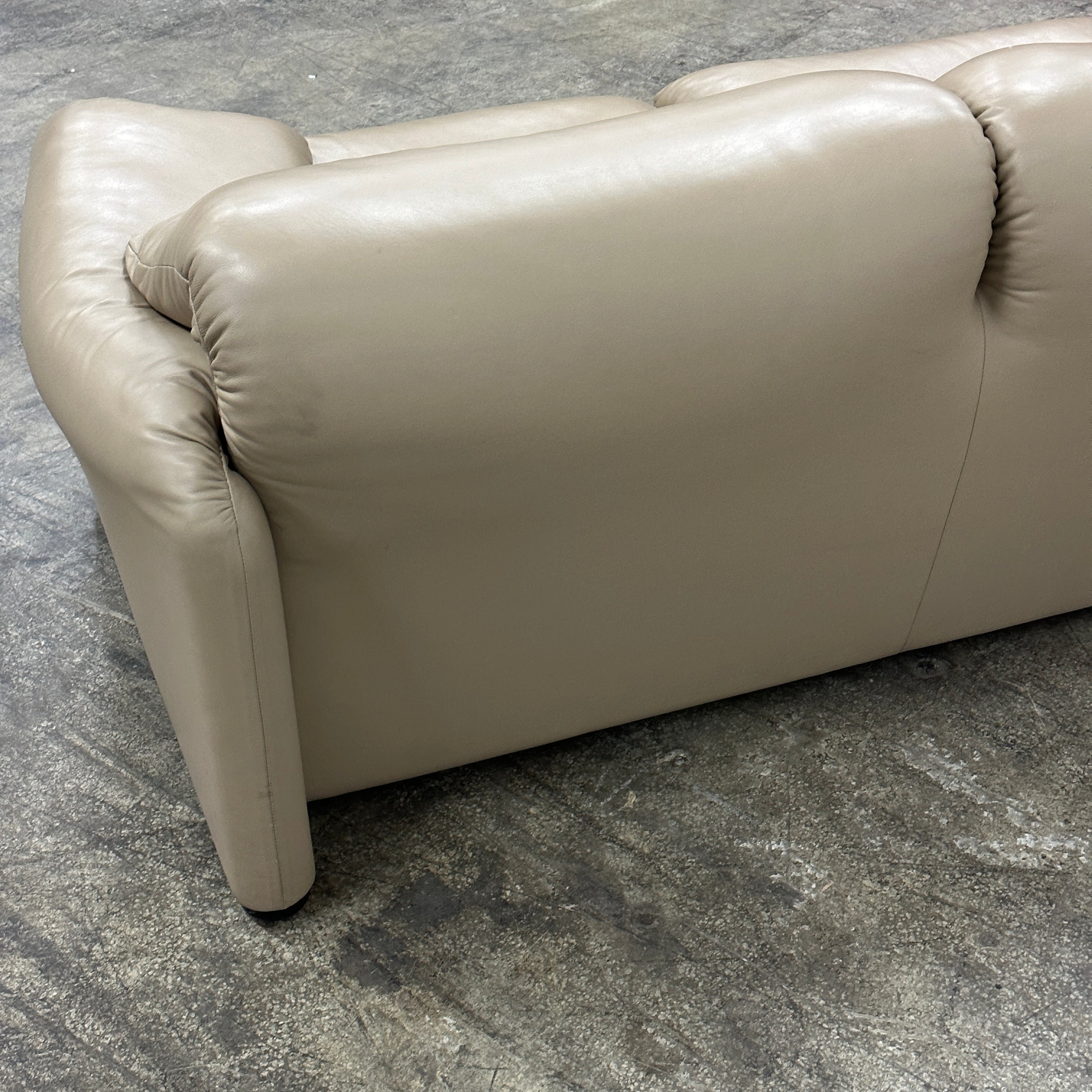 Maralunga Sofa by Vico Magistretti for Cassina