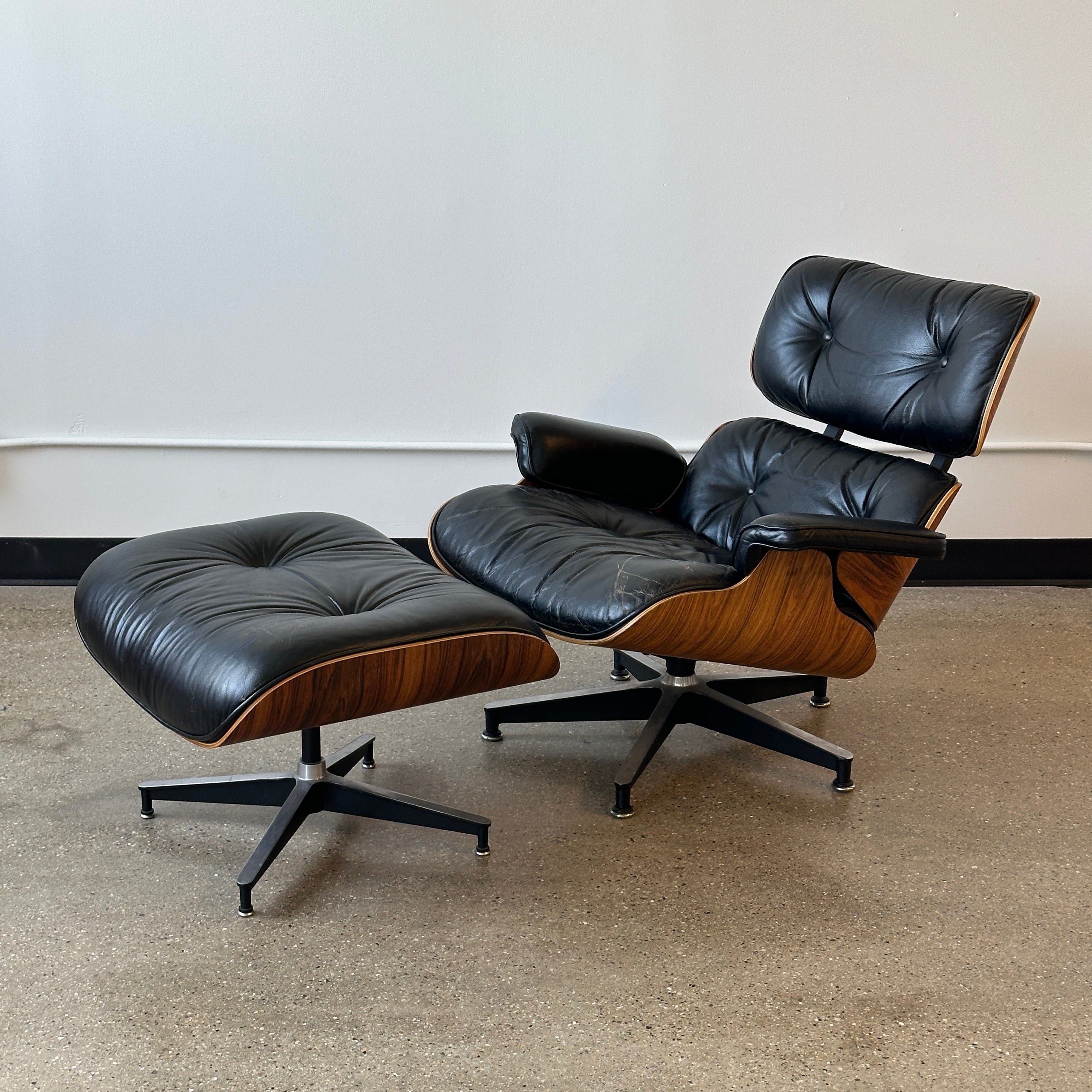 Eames 670/671 Lounge Chair + Ottoman by Herman Miller