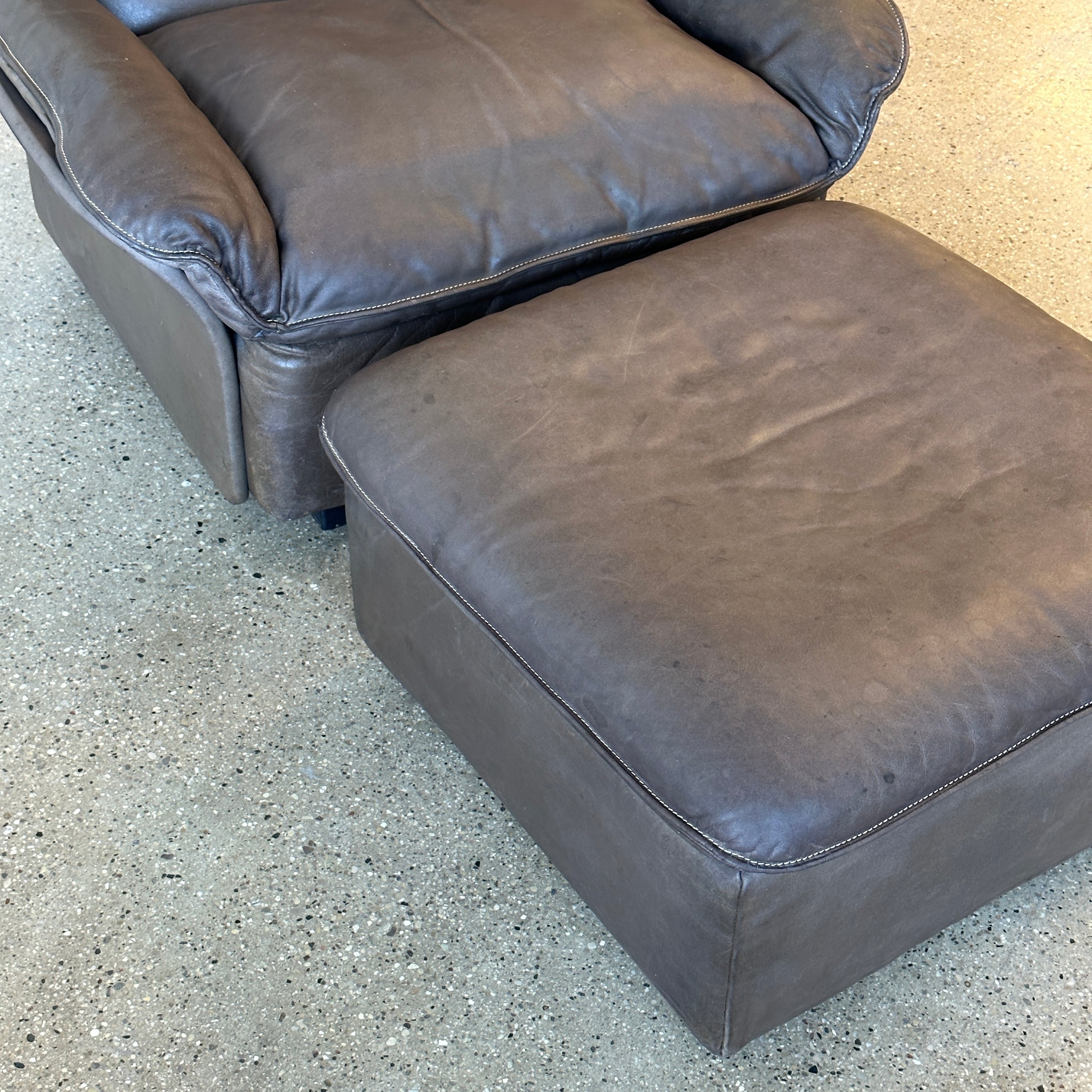 DS-49 Lounge Chair/Ottoman by De Sede