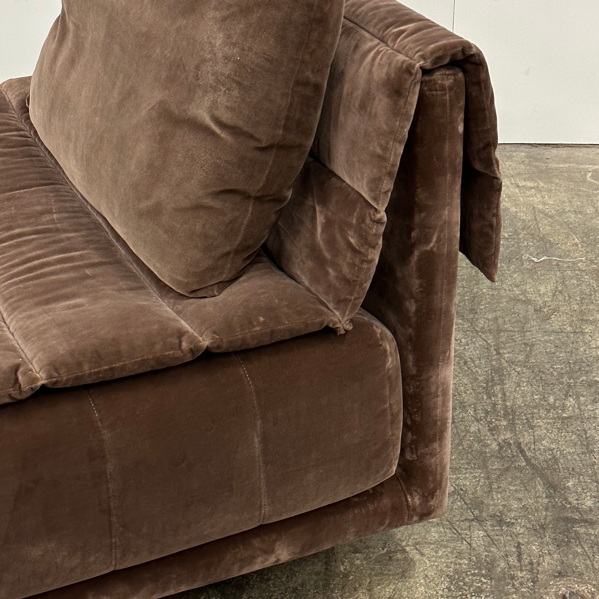 Vintage Daybed/Chaise by Preview