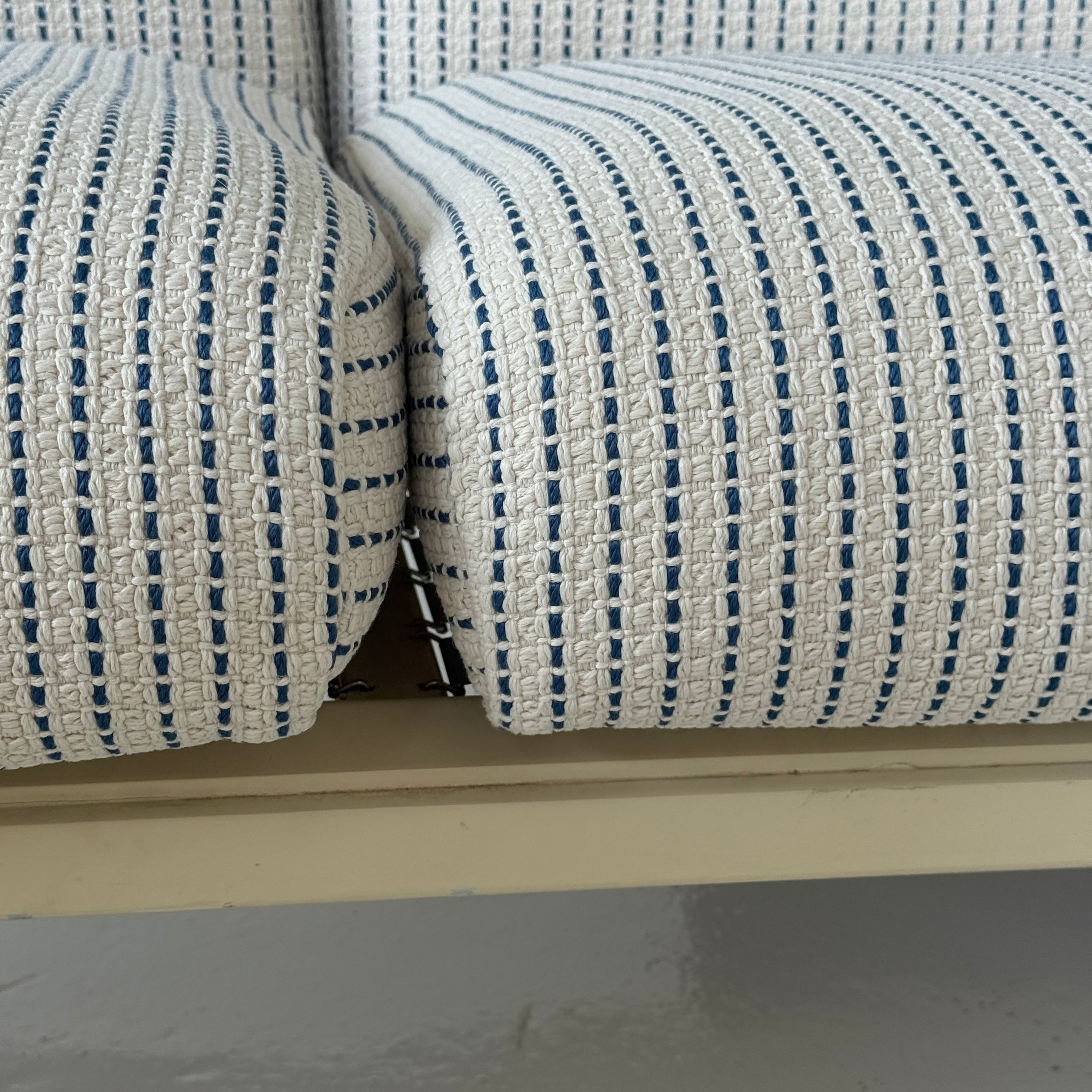 Orsay Sofa by Gae Aulenti for Knoll