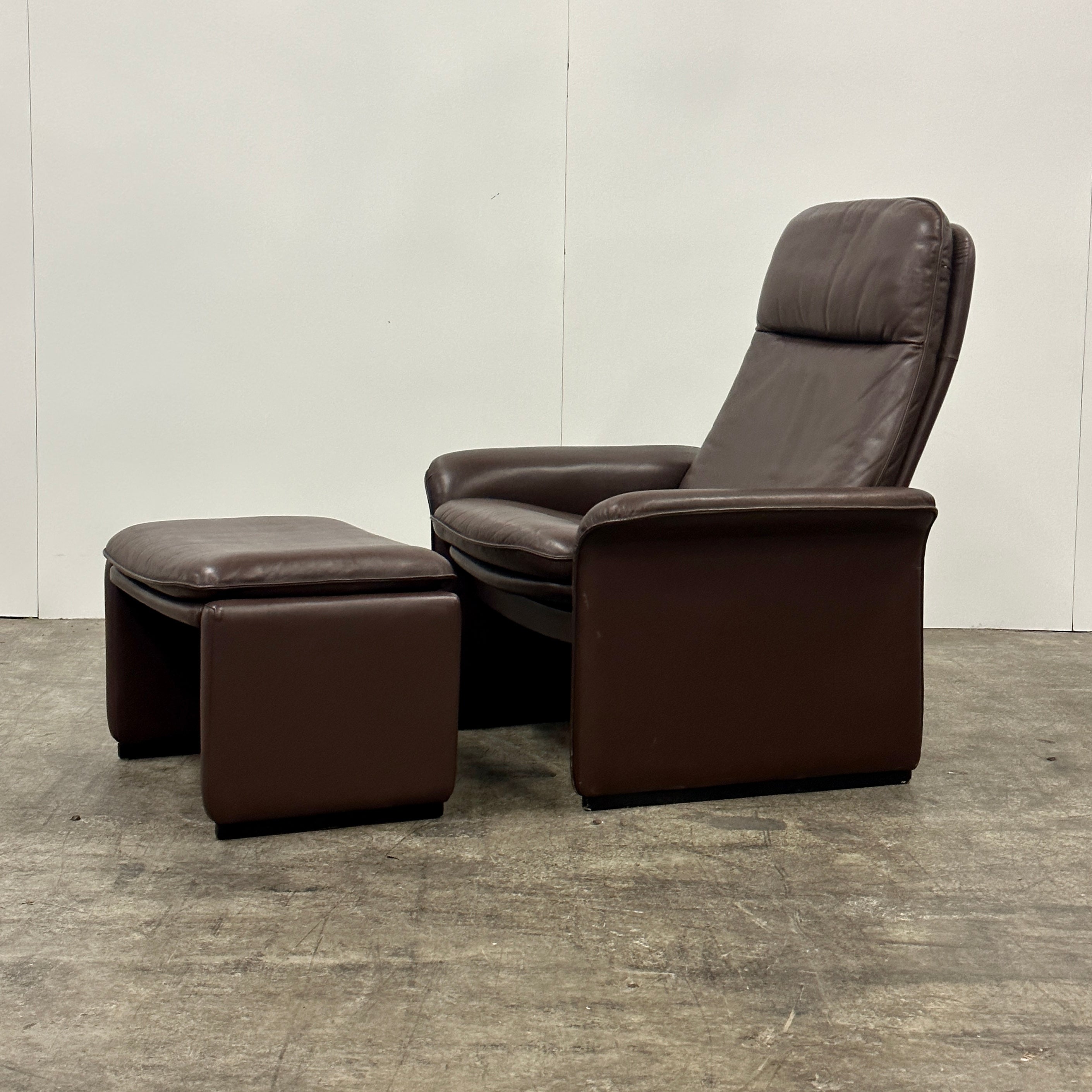 De Sede DS-50 Leather Chair + Ottoman