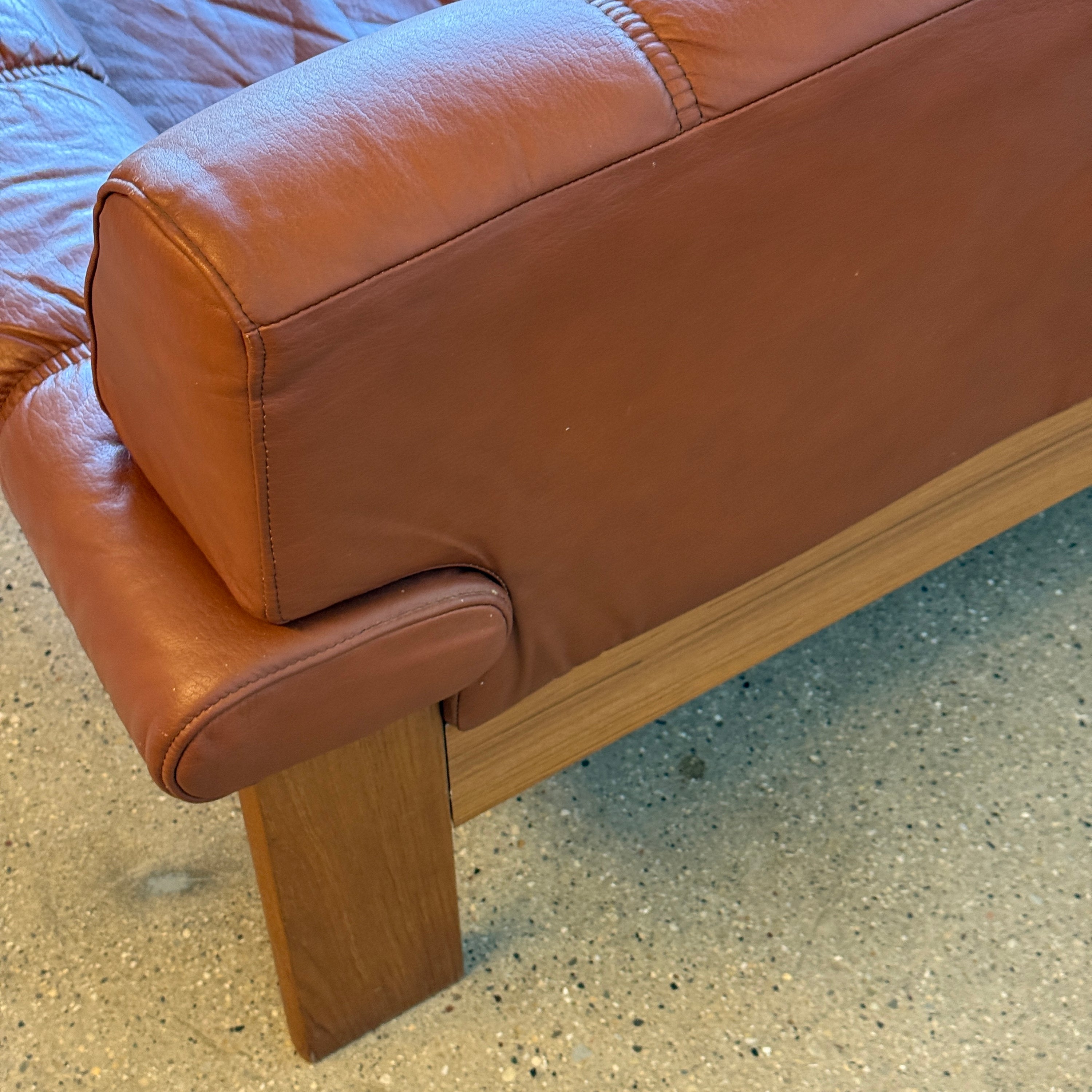 Saddle Leather Norwegian Sofa by Ekornes