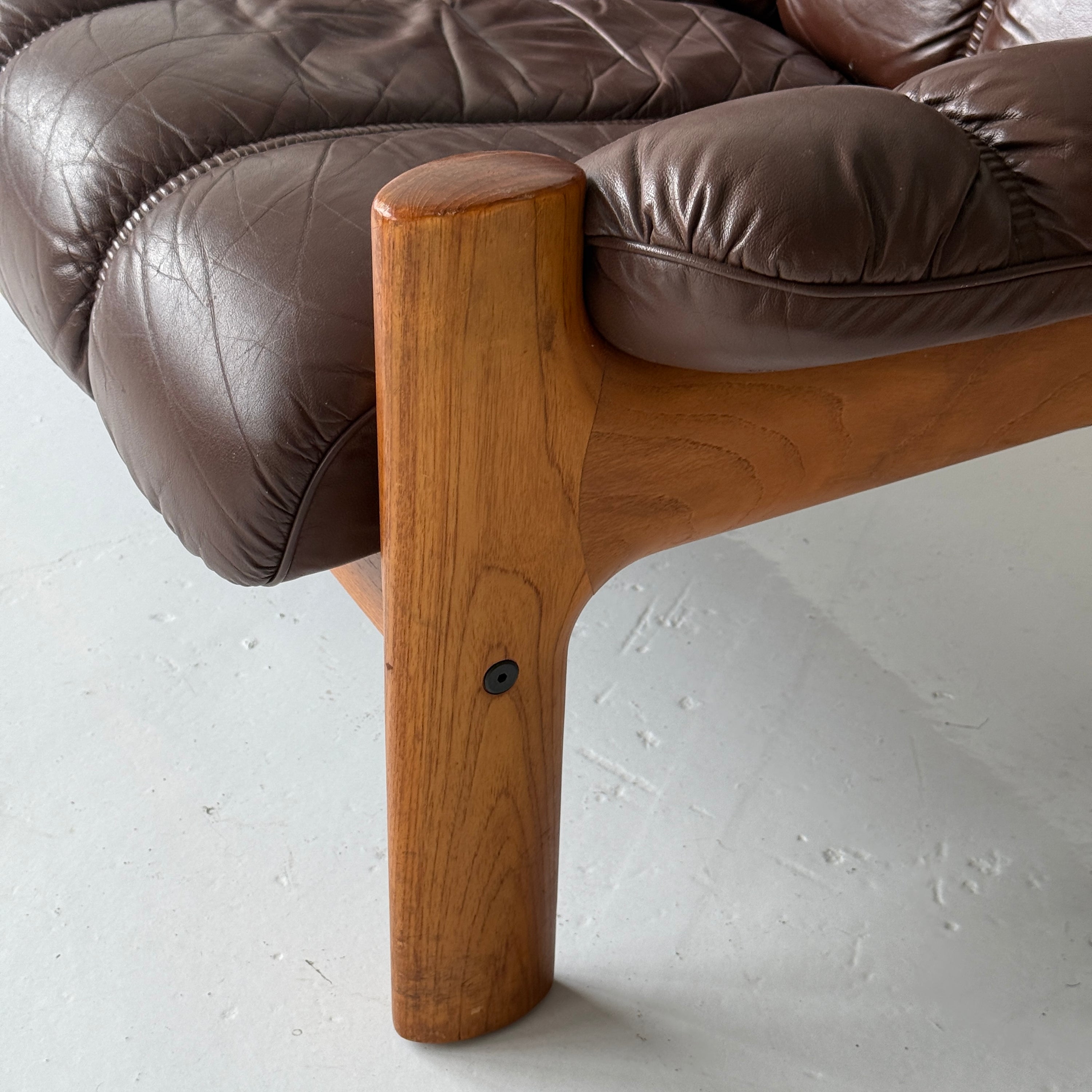 Leather Montana Sofa by Ekornes