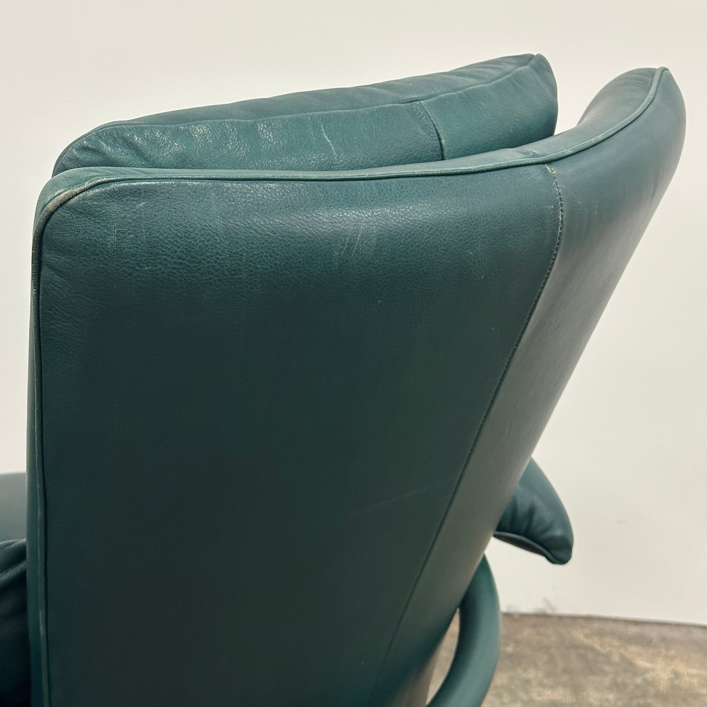 De Sede Green Leather Lounge Chair/Ottoman