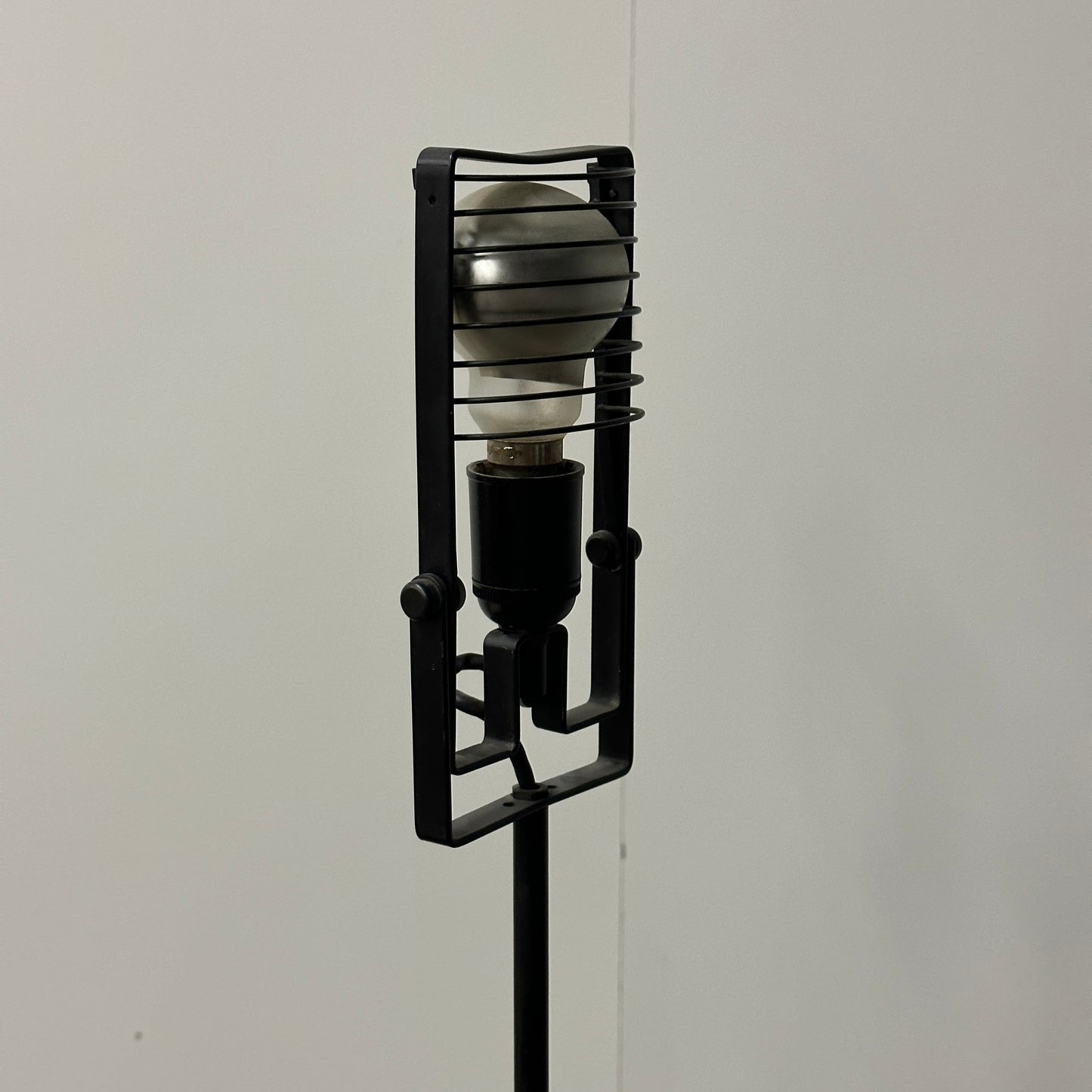 Sintesi Terra Floor Lamp by Ernesto Gismondi for Artemide