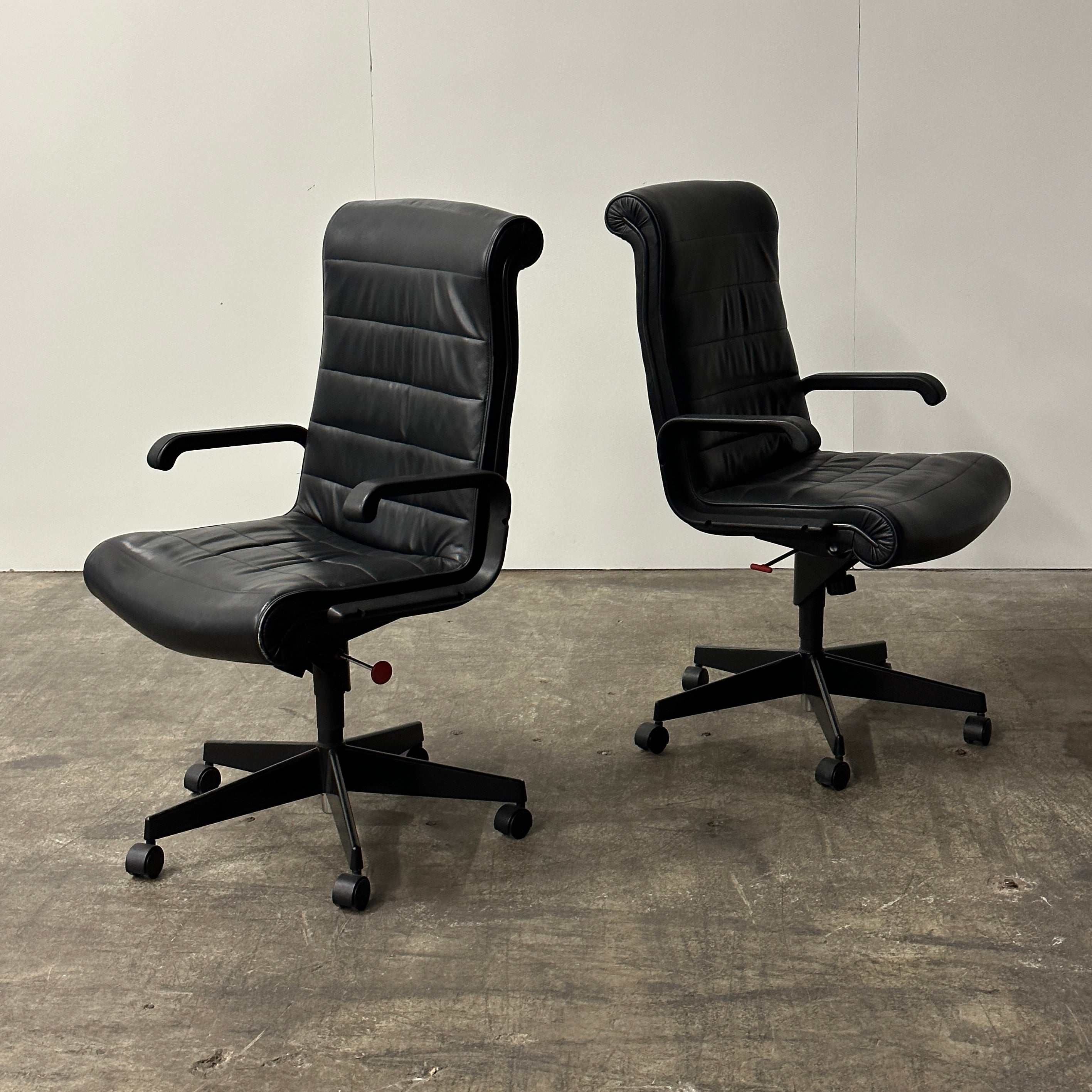 High Back Desk Chair by Richard Sapper for Knoll in Leather