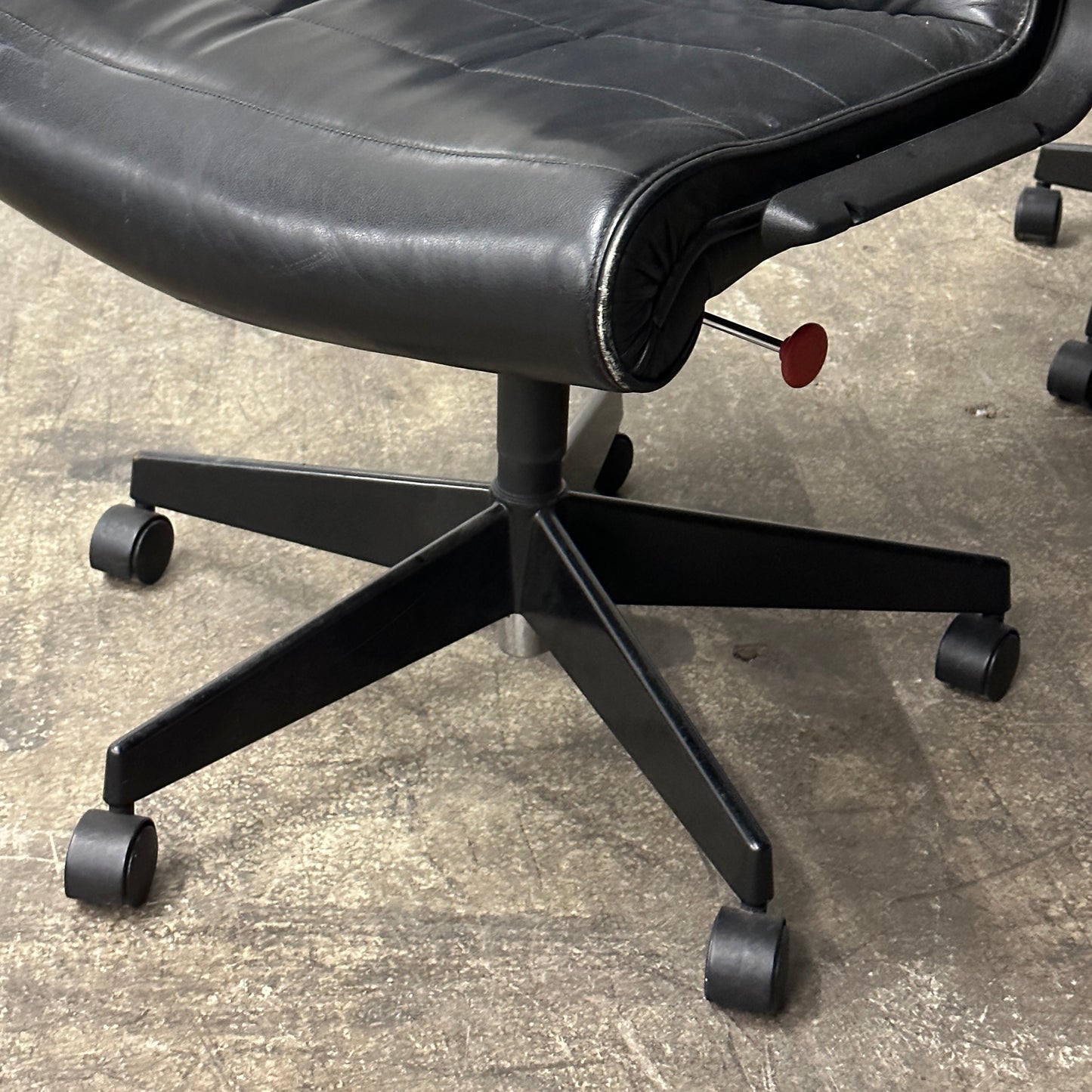 High Back Desk Chair by Richard Sapper for Knoll in Leather