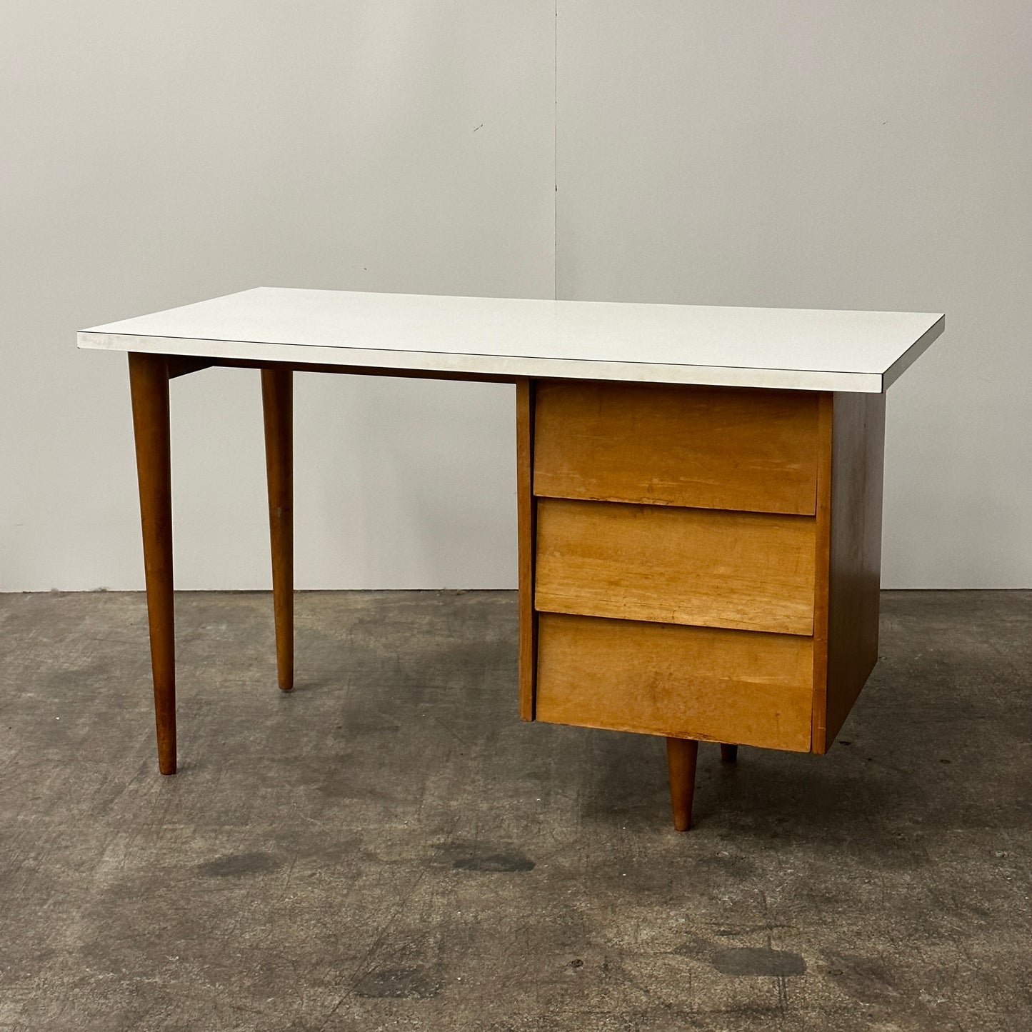Model 17 Desk by Florence Knoll for Knoll Associates
