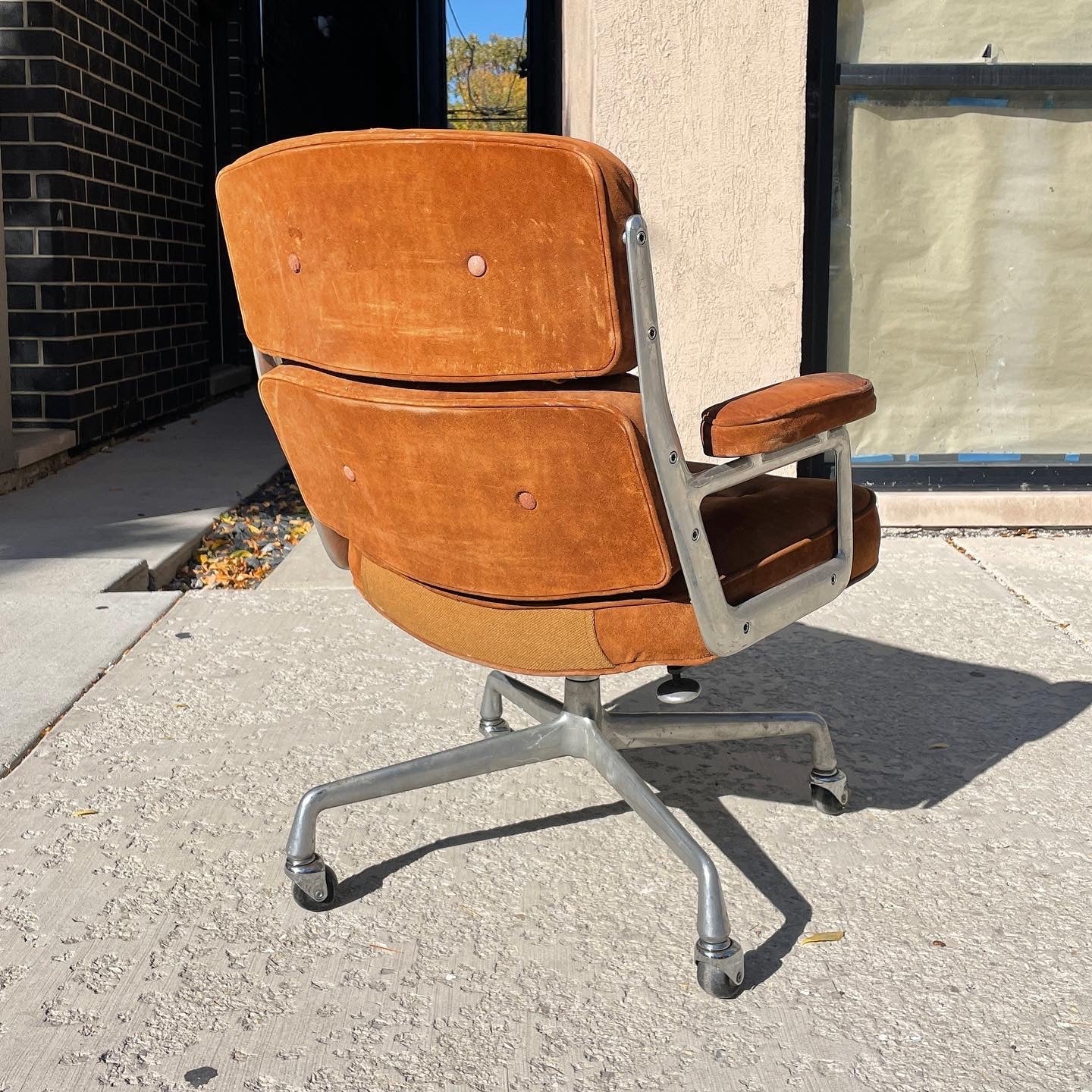 Eames Time-Life Excutive Chair for Herman Miller