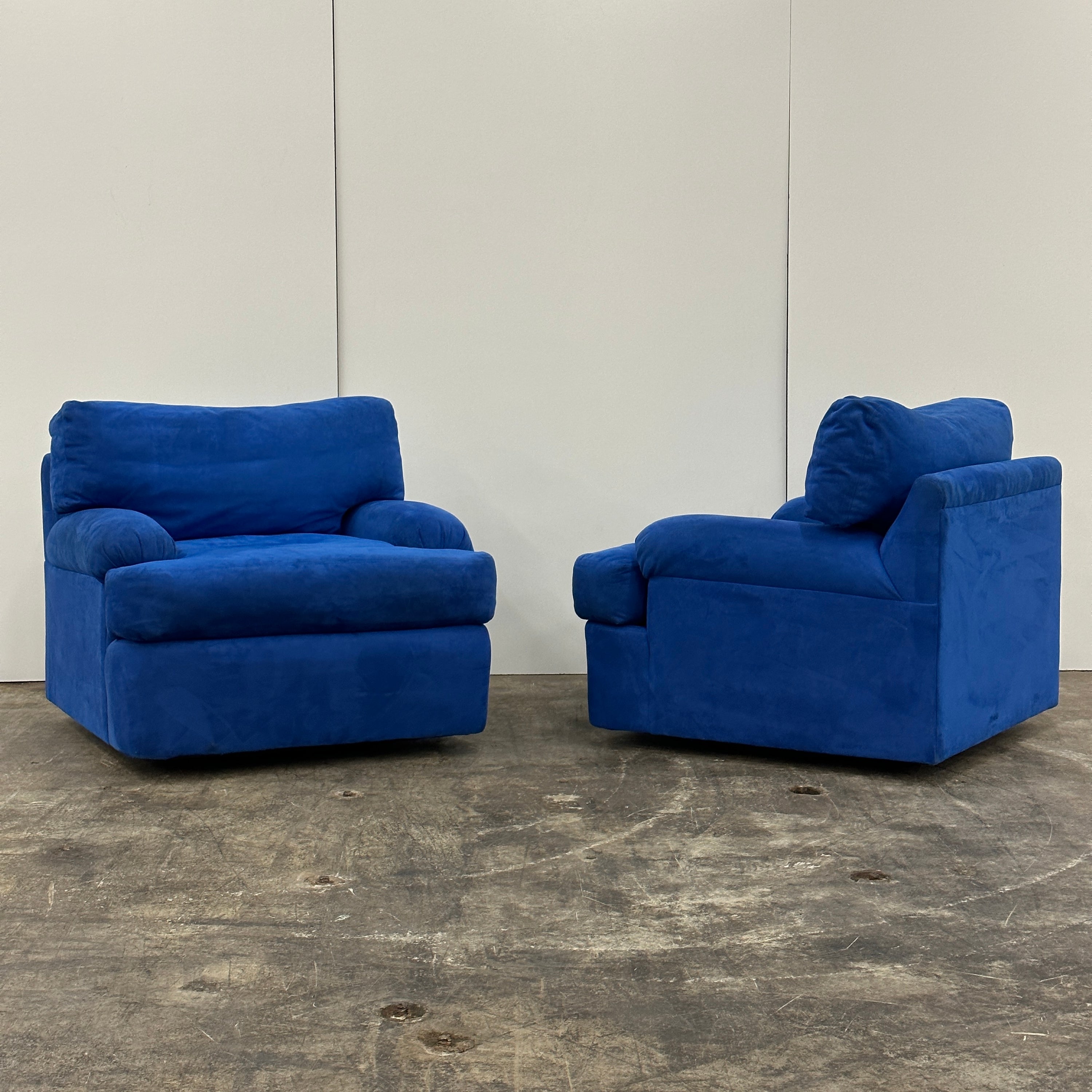 Postmodern Swivel Chair in Blue Microsuede by Directional