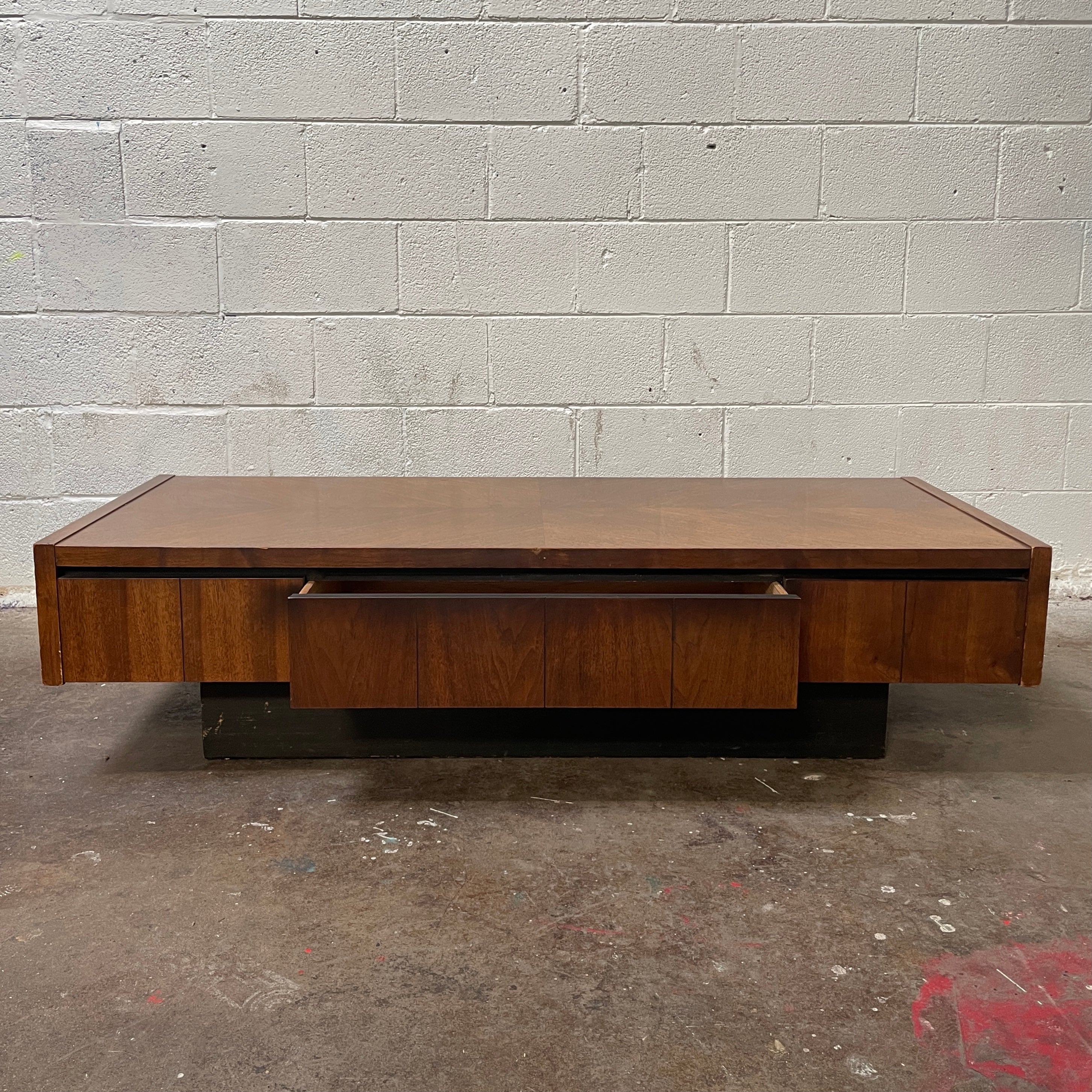 Lane Tower Suite Coffee Table