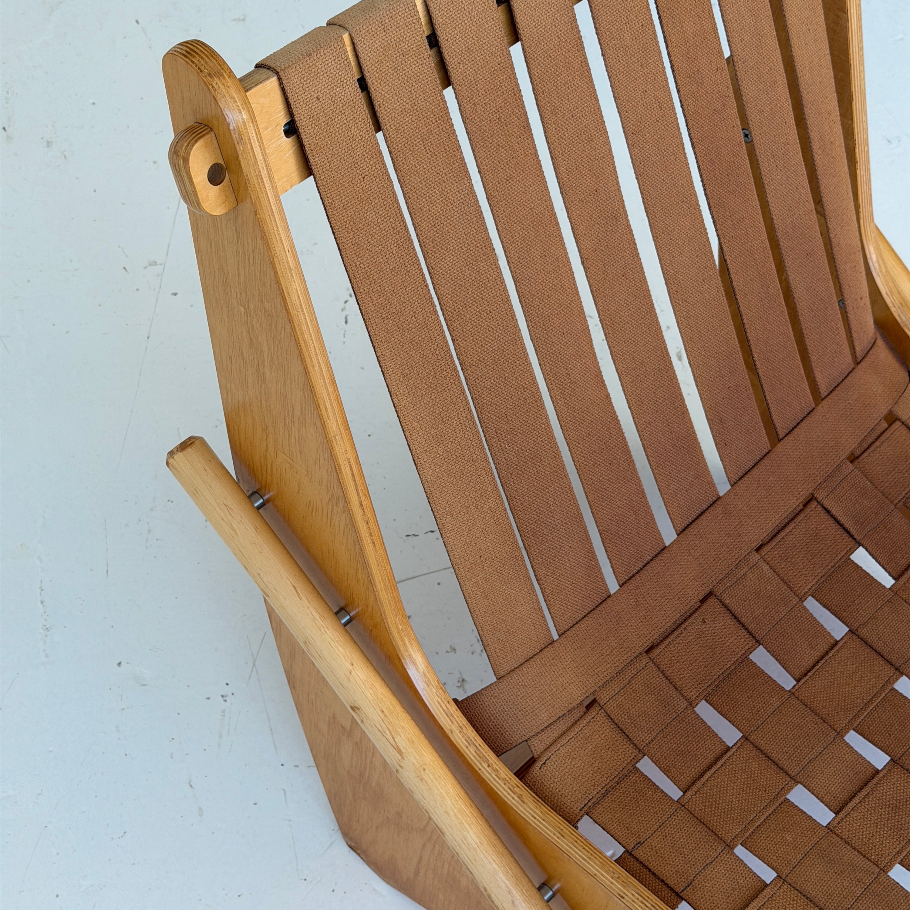 Boomerang Chair by Richard Neutra for House Industries