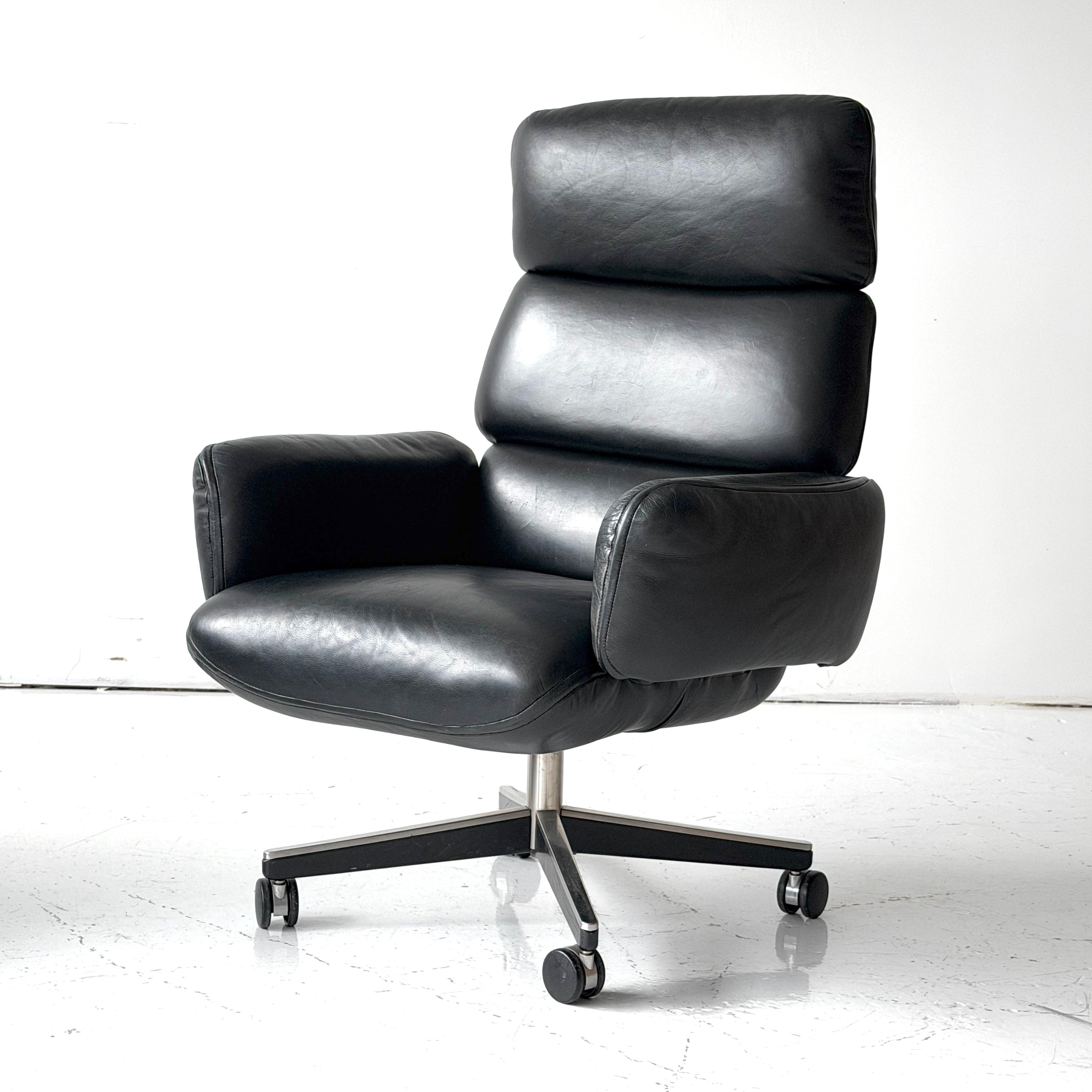 Executive Leather Office Chair by Otto Zapf for Knoll