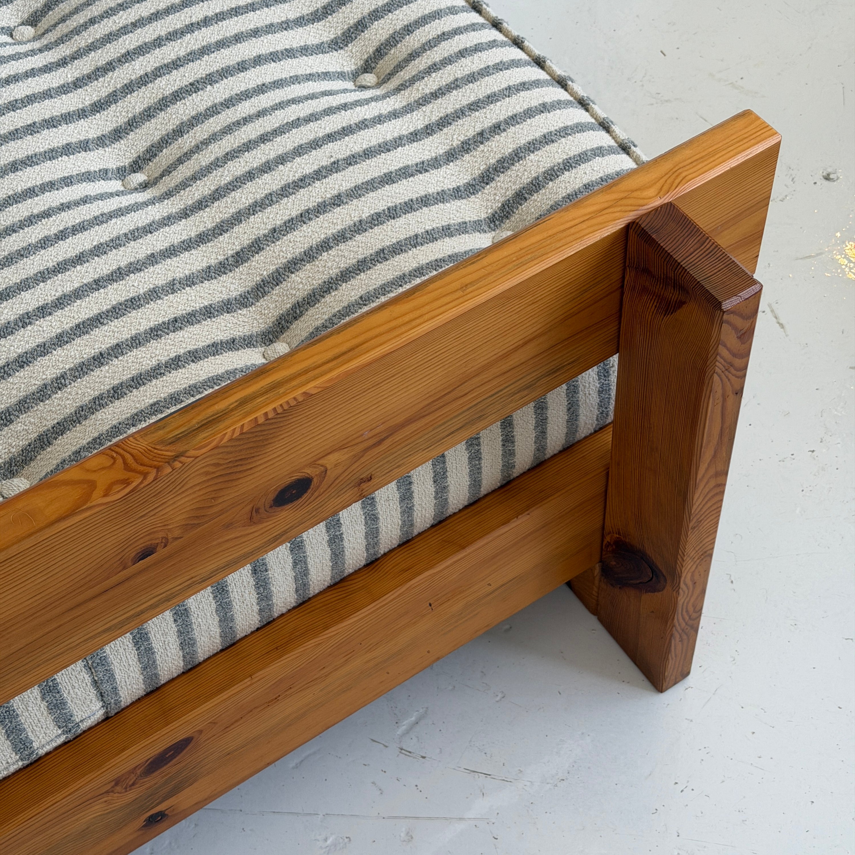 Swedish Pine Daybed Sofa by Yngve Ekström for Swedese