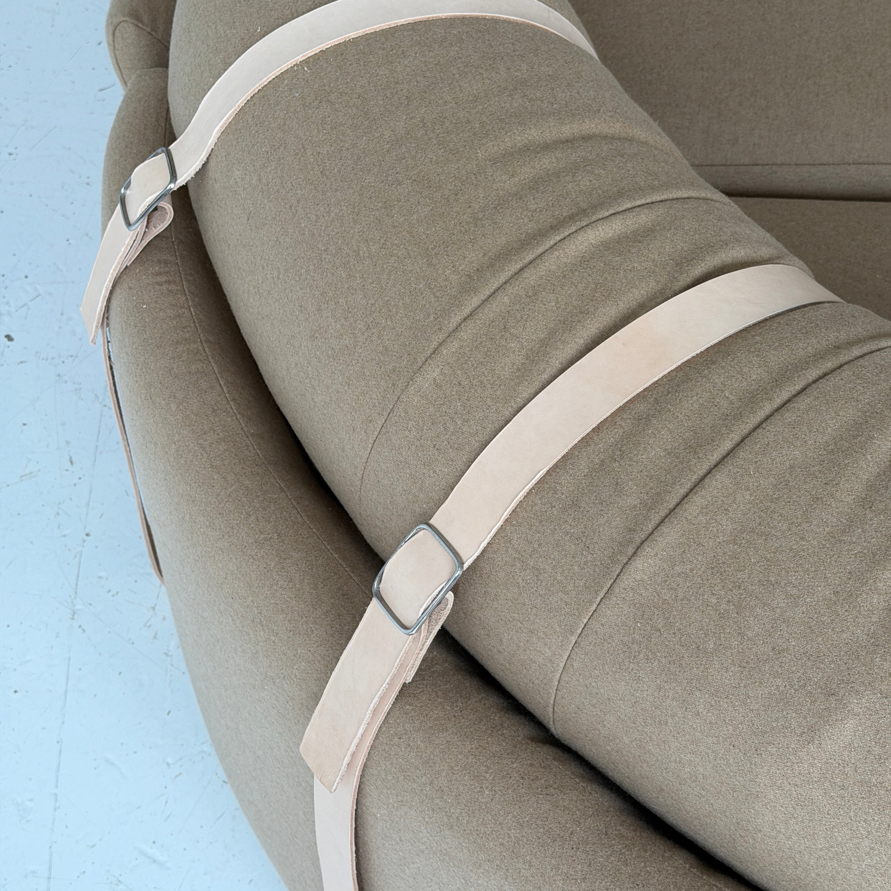 Swany Sofa by Hugues Steiner for Steiner