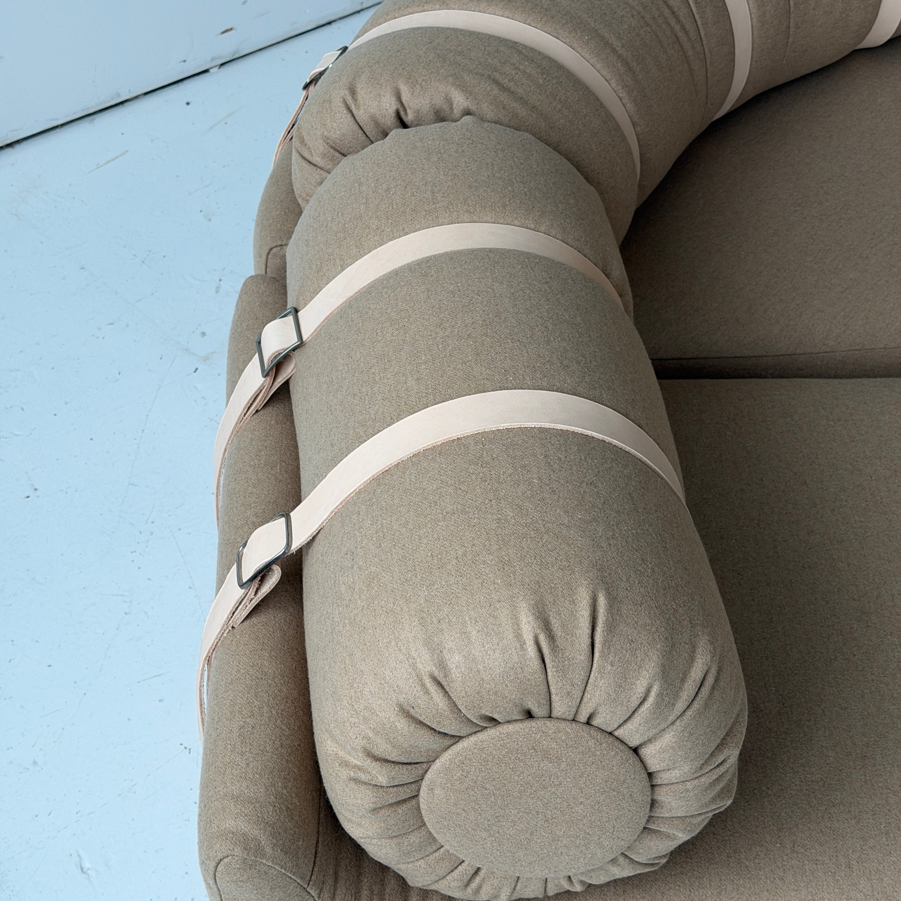 Swany Sofa by Hugues Steiner for Steiner