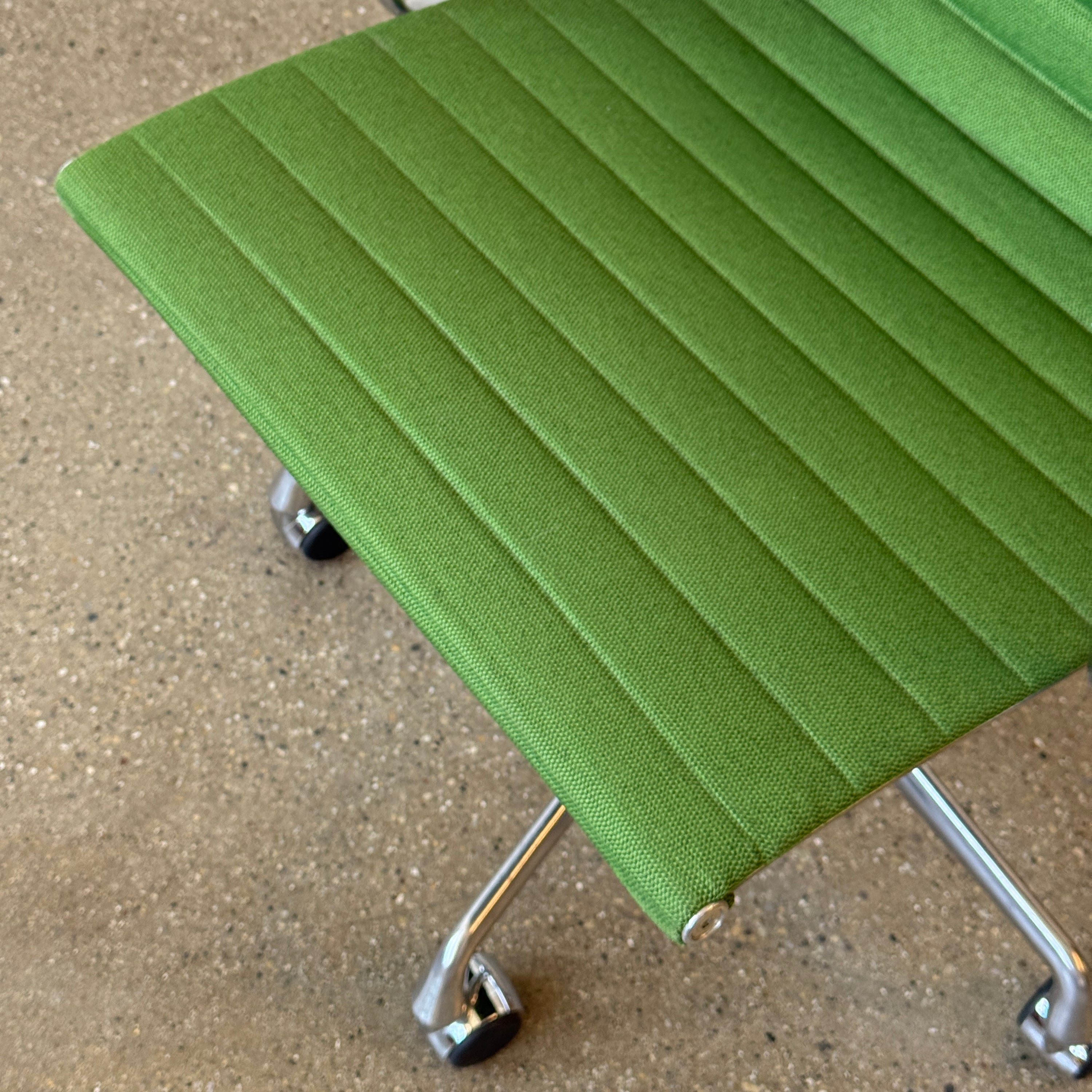 Aluminum Group Task Chair by Charles and Ray Eames for Herman Miller