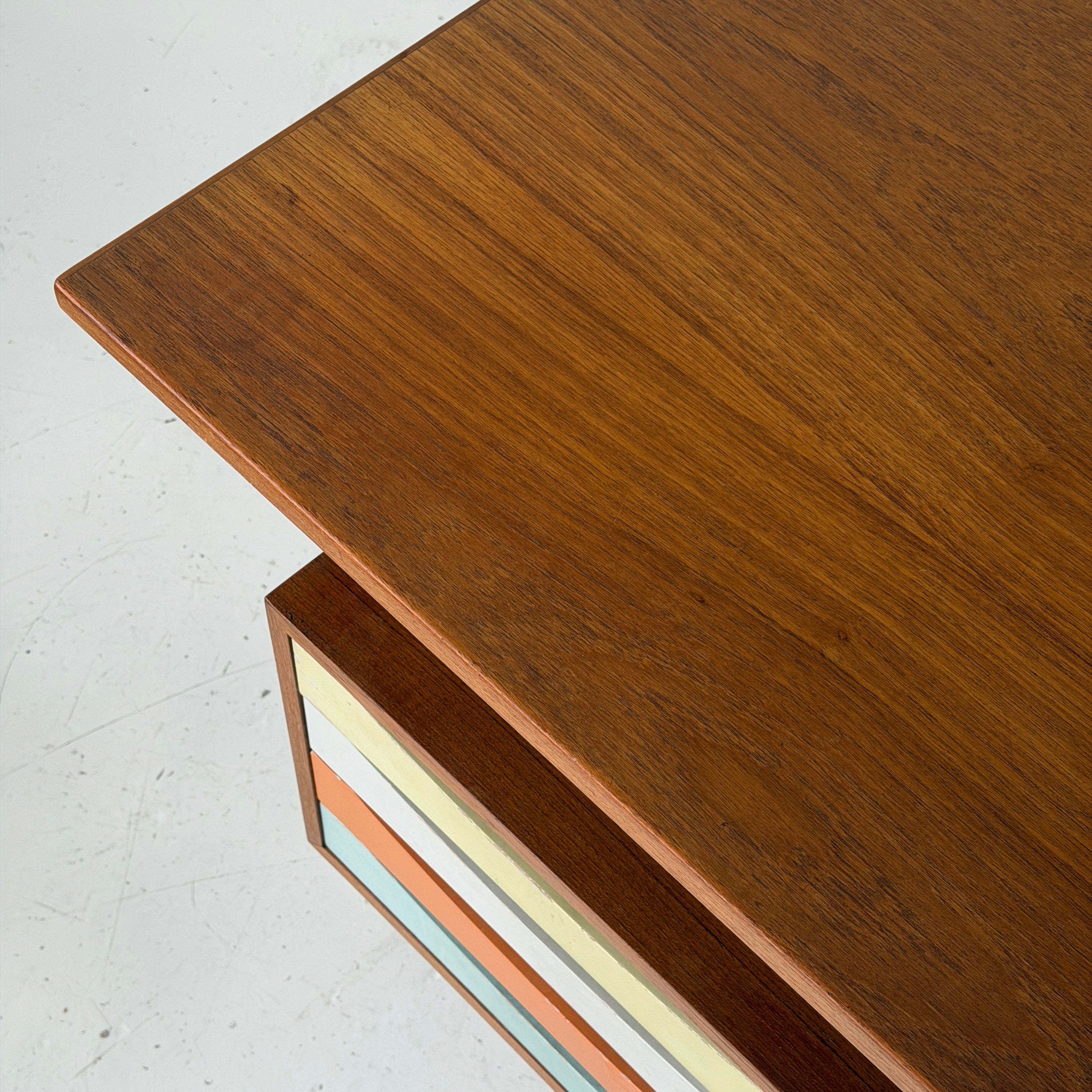 BO69 Nyhaven Desk by Finn Juhl for Bovirke