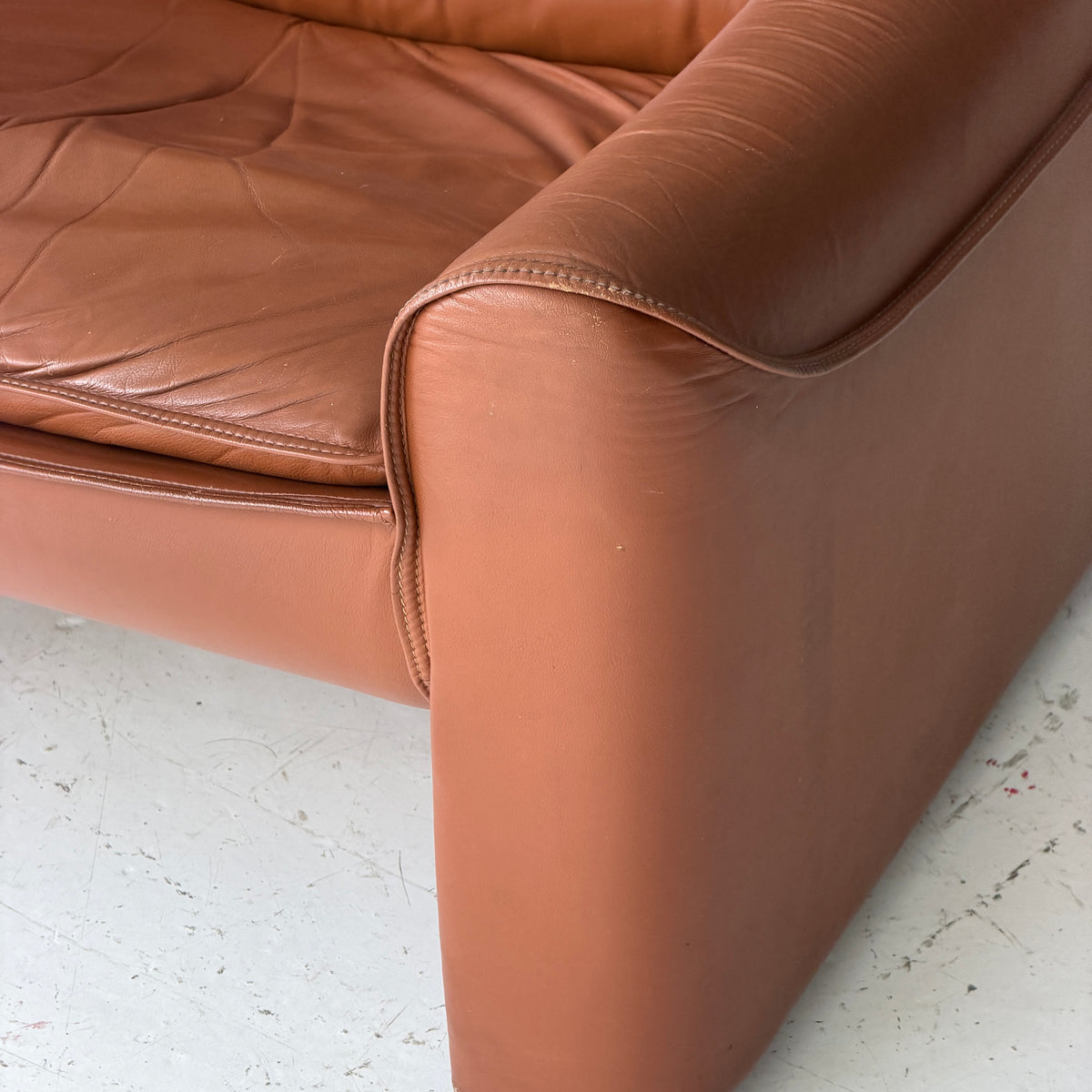 Italian Full Grain Leather Lounge Chair