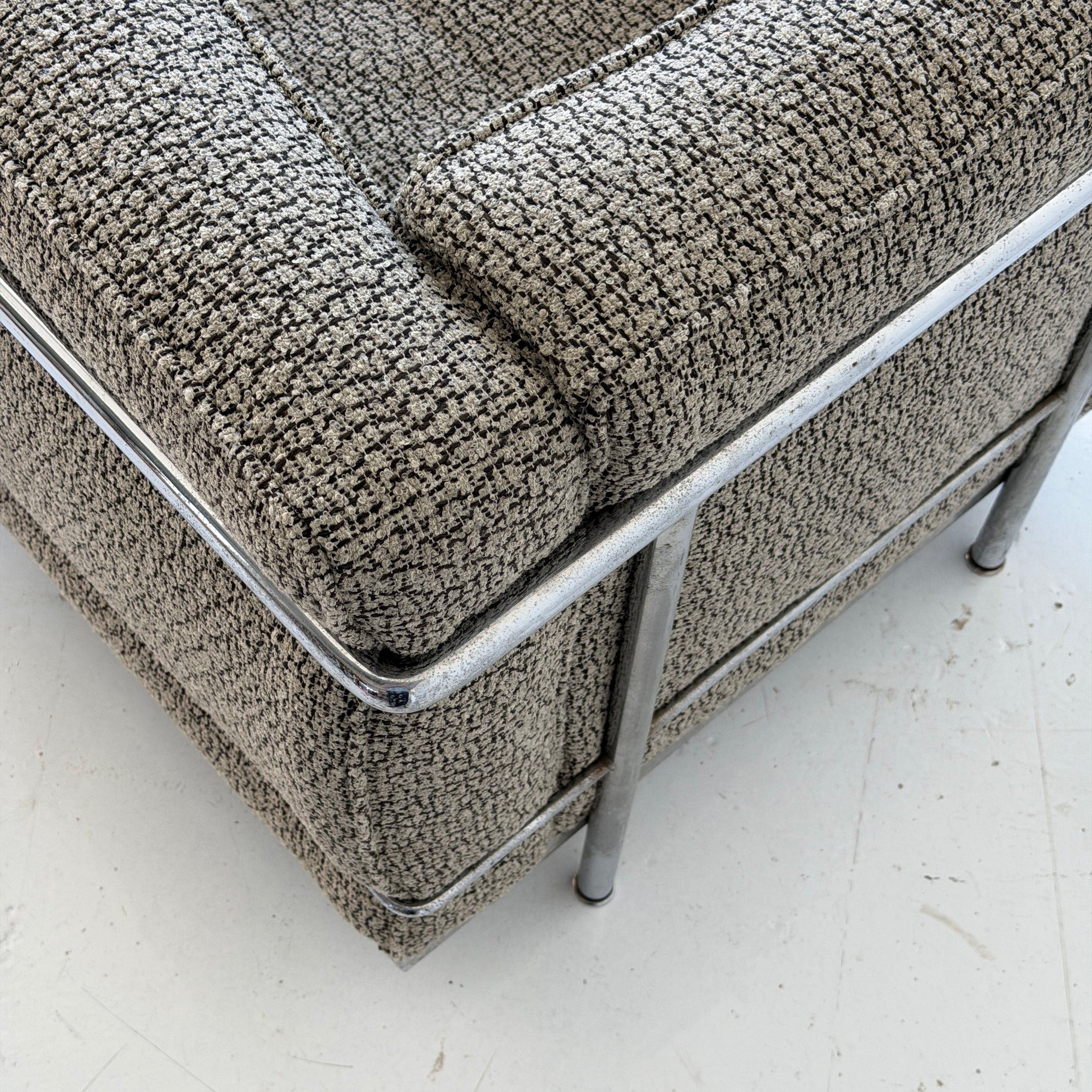 LC2 Petite Chair by Le Corbusier, Pierre Jeanneret, and Charlotte Perriand for Cassina