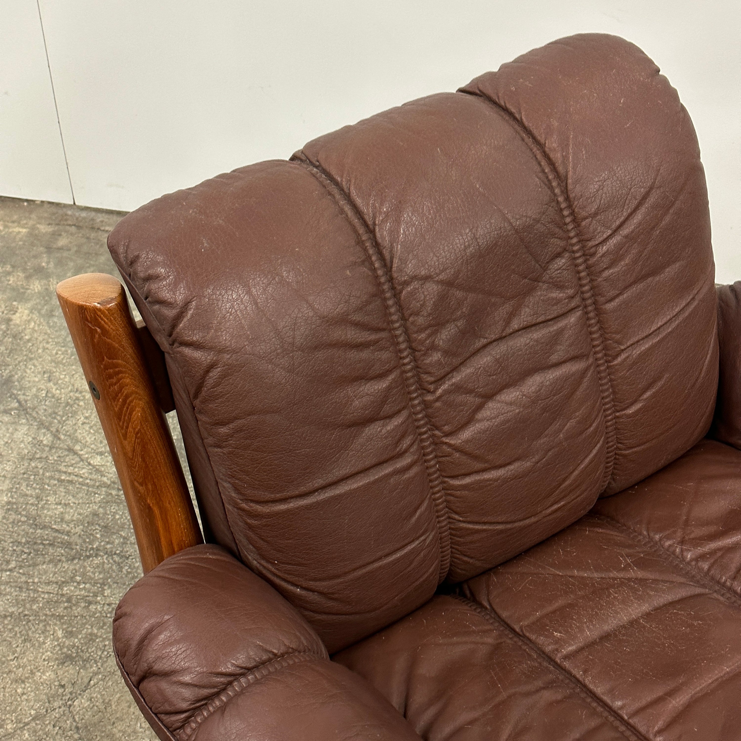 Leather Montana Chairs by Ekornes