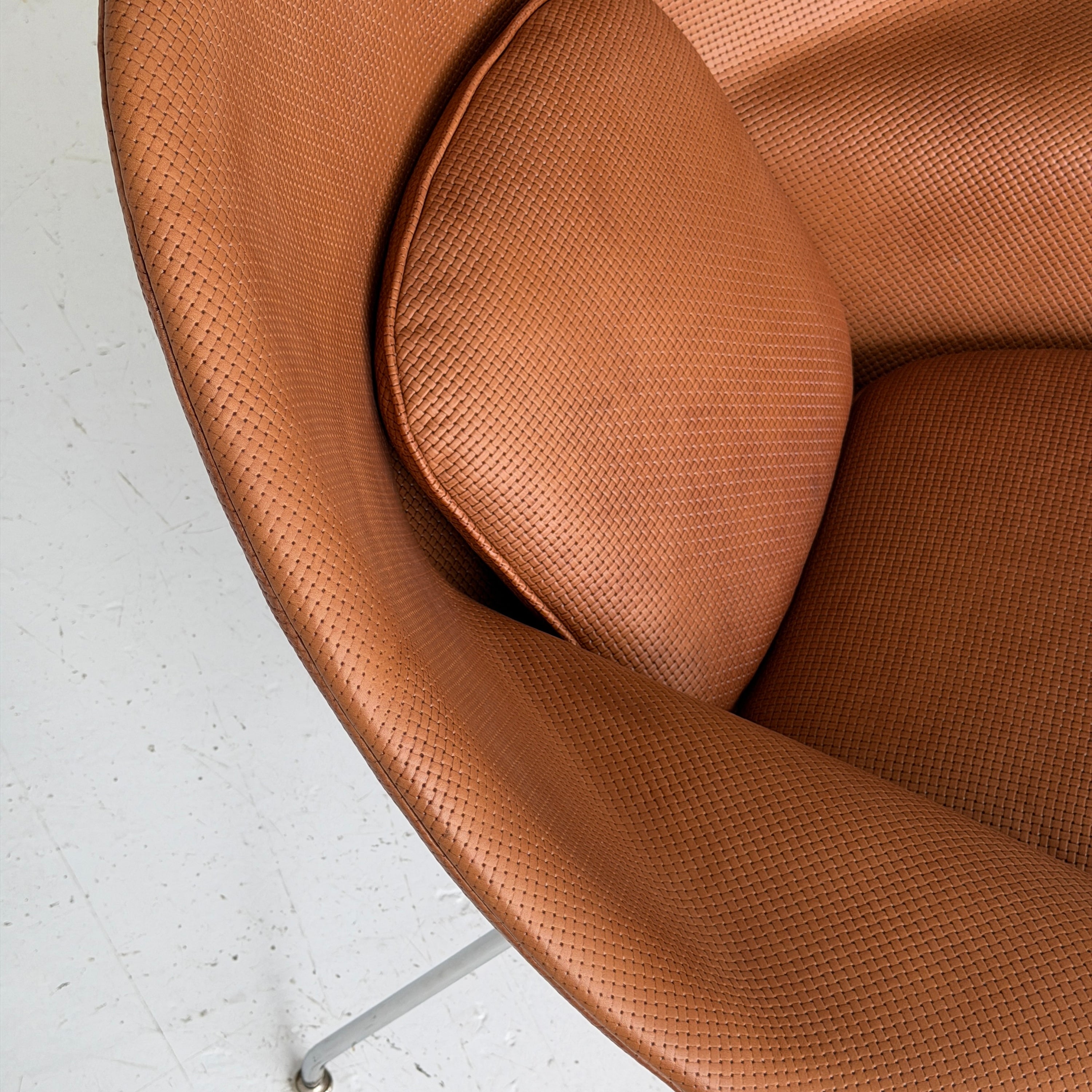 Womb Chair by Eero Saarinen for Knoll
